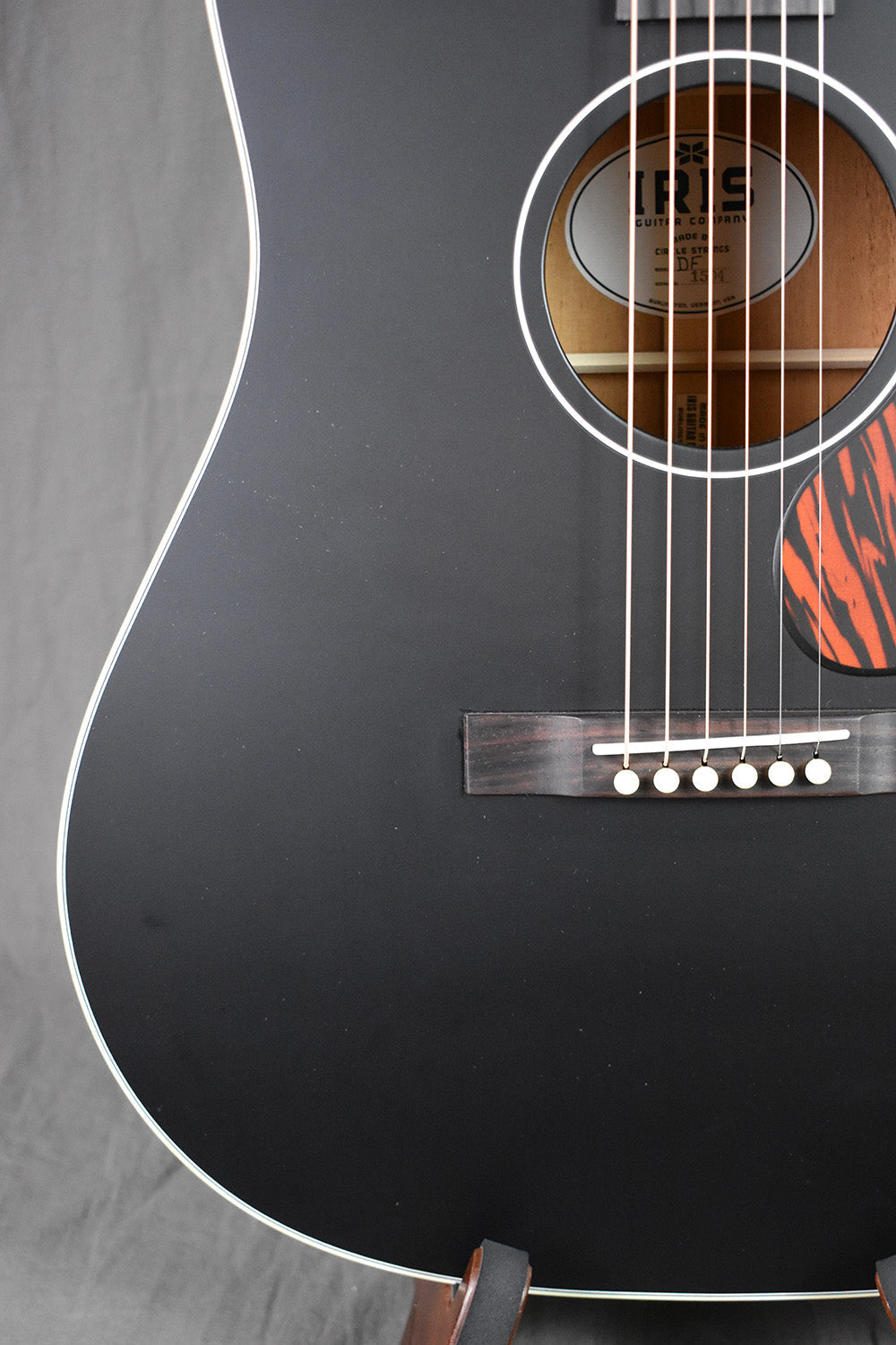 Iris DF Smeck All-Black Adirondack