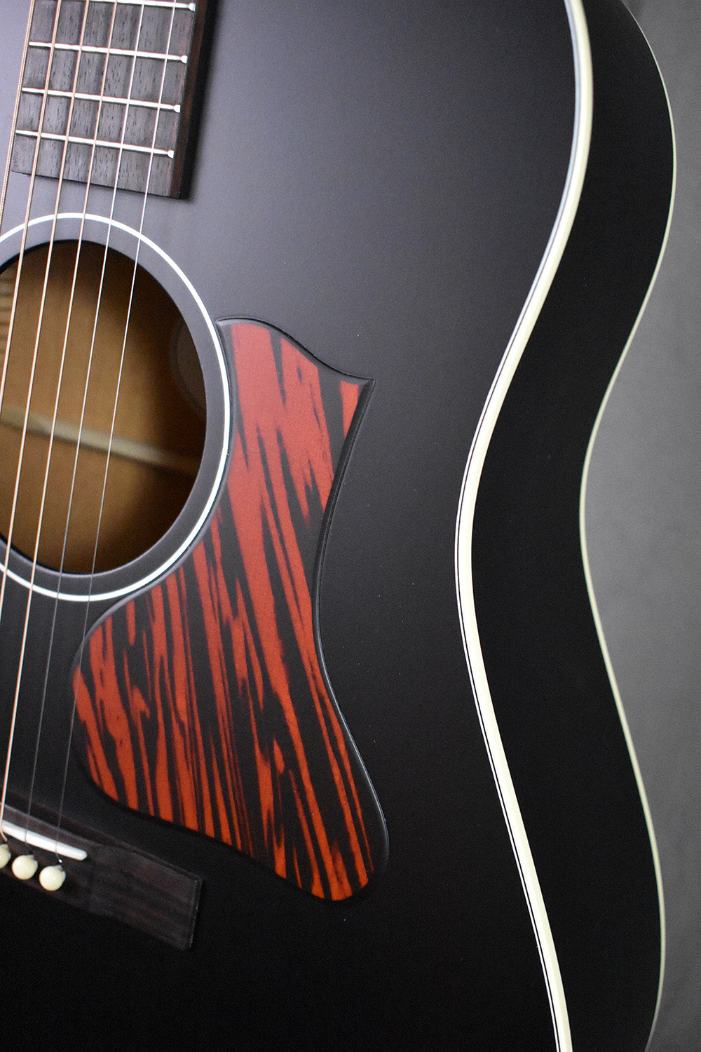 Iris DF Smeck All-Black Adirondack