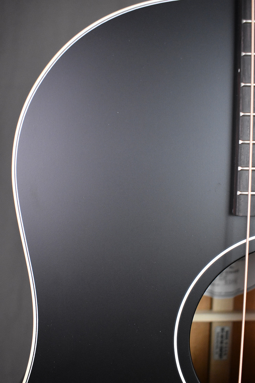 Iris DF Smeck All-Black Adirondack