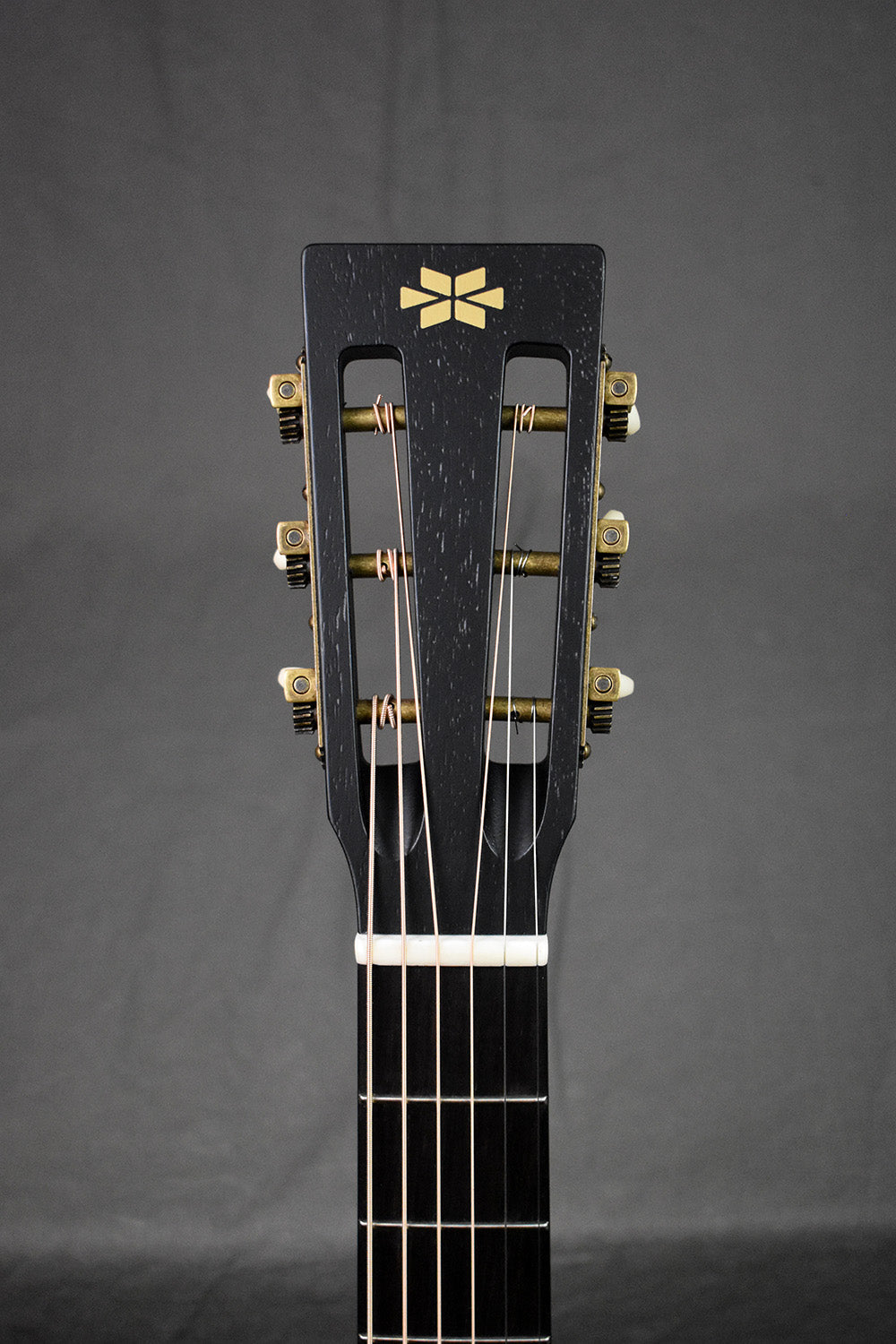 Iris DF Smeck All-Black Adirondack