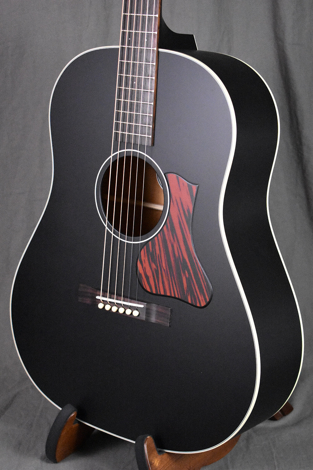 Iris DF Smeck All-Black Adirondack