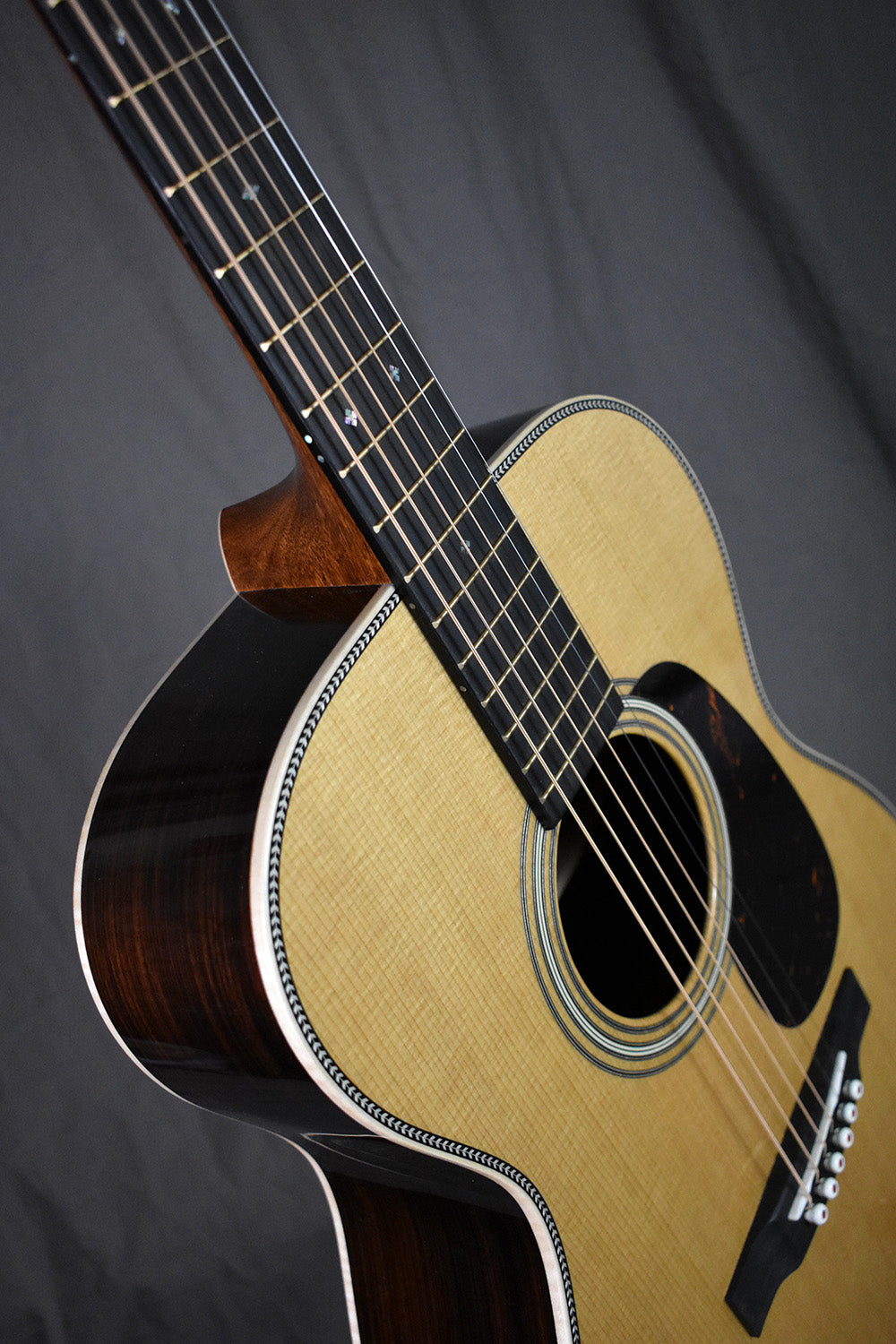 Martin 00-28 Modern Deluxe