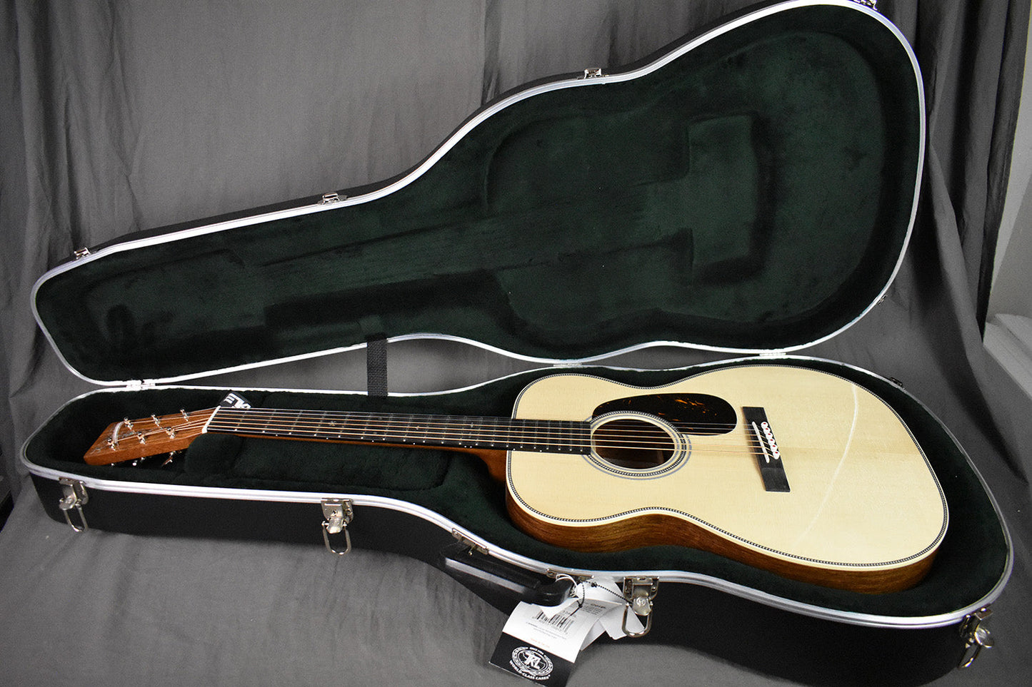 Martin Custom Shop 00-28 Guatemalan Rosewood Torch