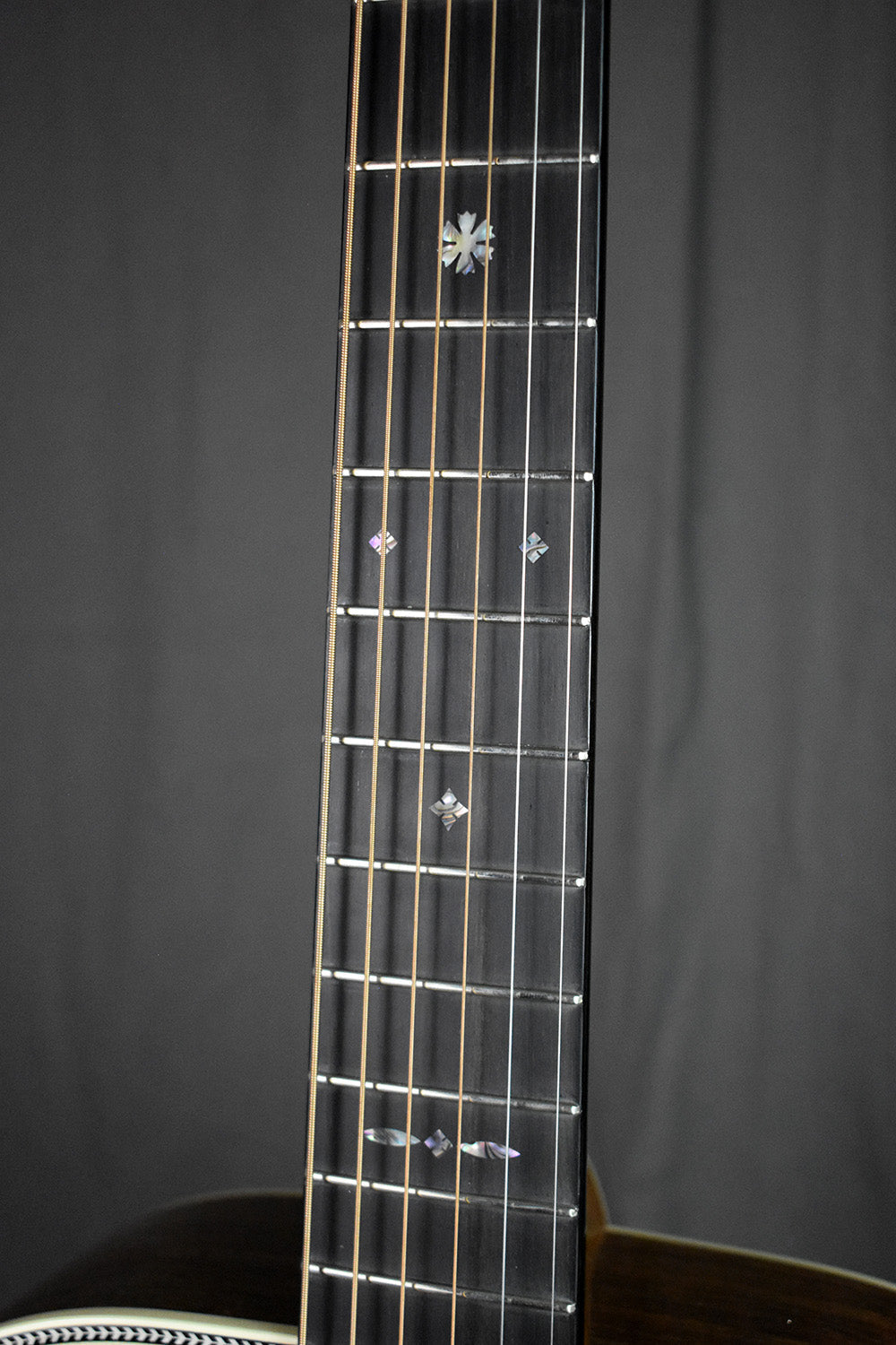 Martin Custom Shop 00-28 Guatemalan Rosewood Torch