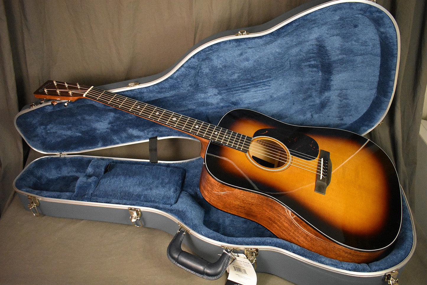 Martin D-18 Molly Tuttle