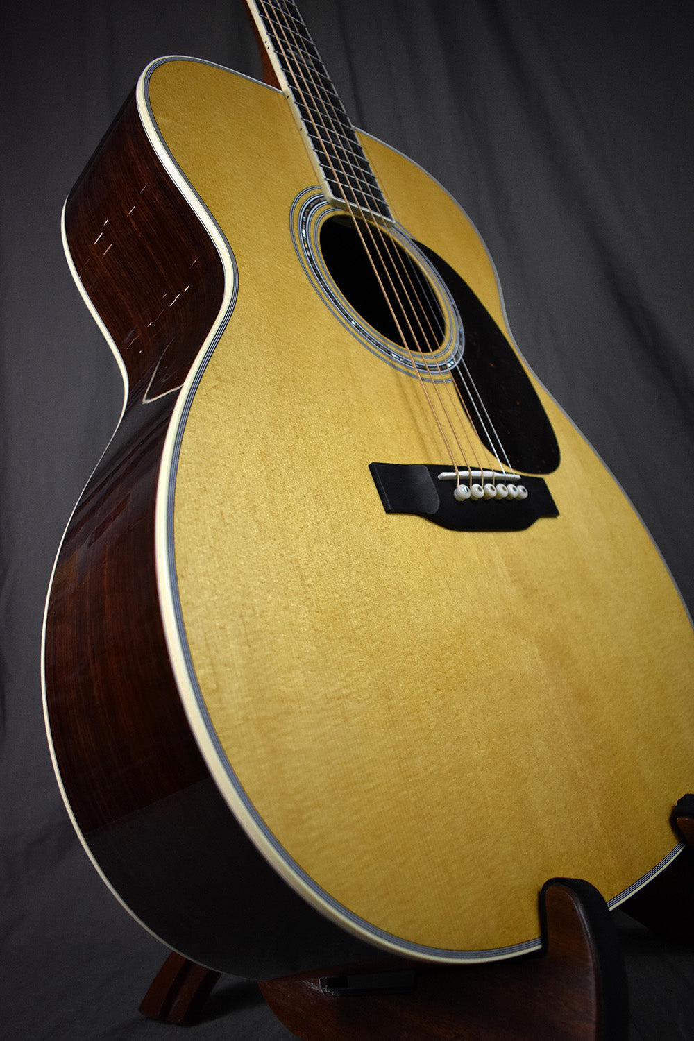 Martin J-40