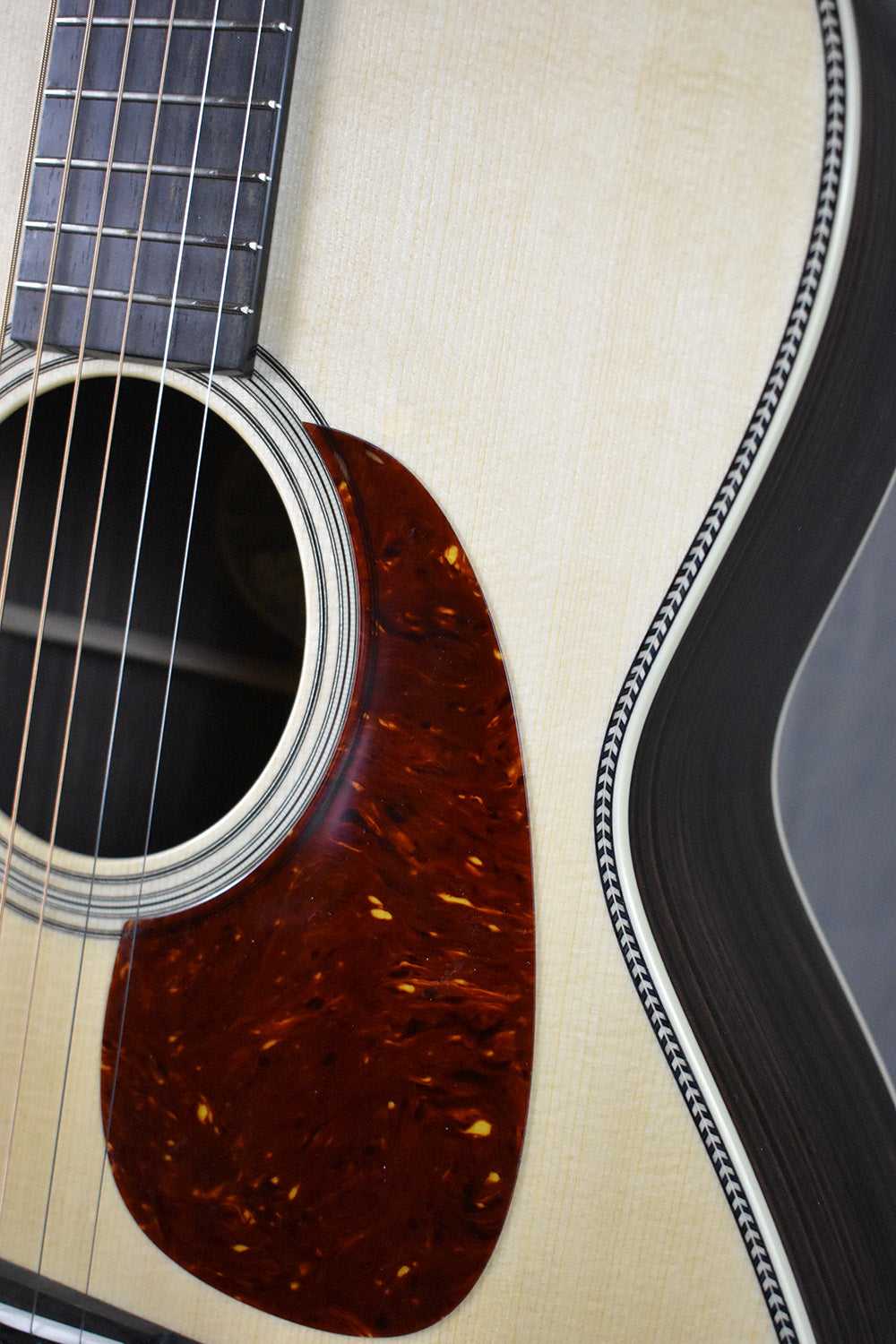 Collings 0002H G w/ 1-3/4" Nut Width
