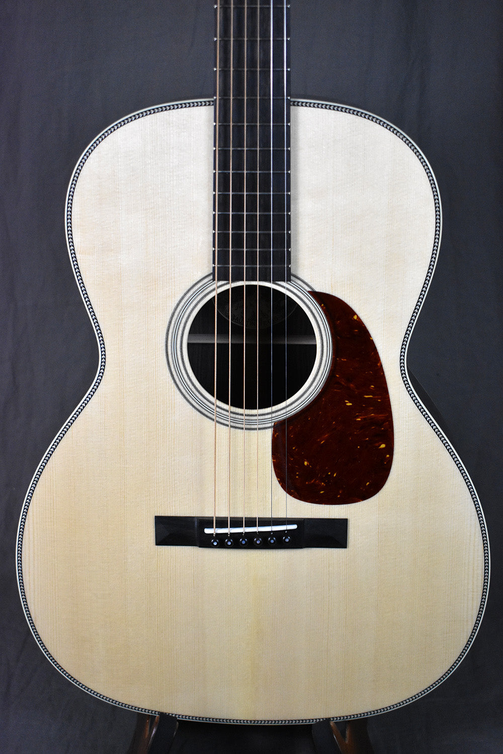 Collings 0002H G w/ 1-3/4" Nut Width