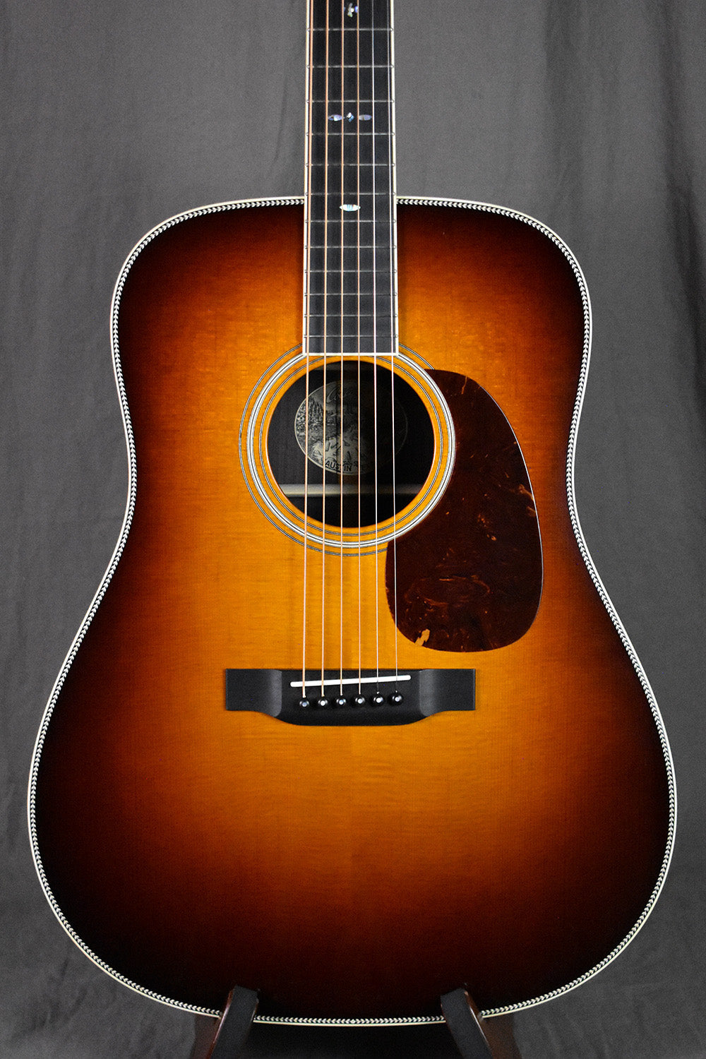 Collings D2H Sunburst Baked Sitka w/ 42-Style Snowflakes