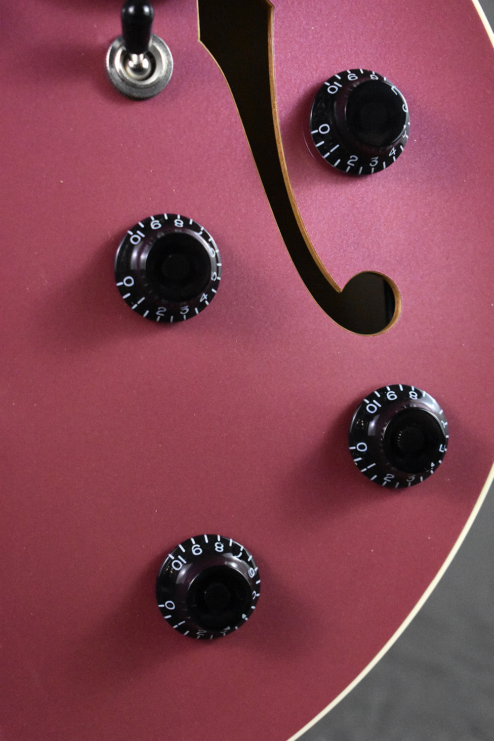 Collings I-30 LC Burgundy Mist w/ ThroBaks