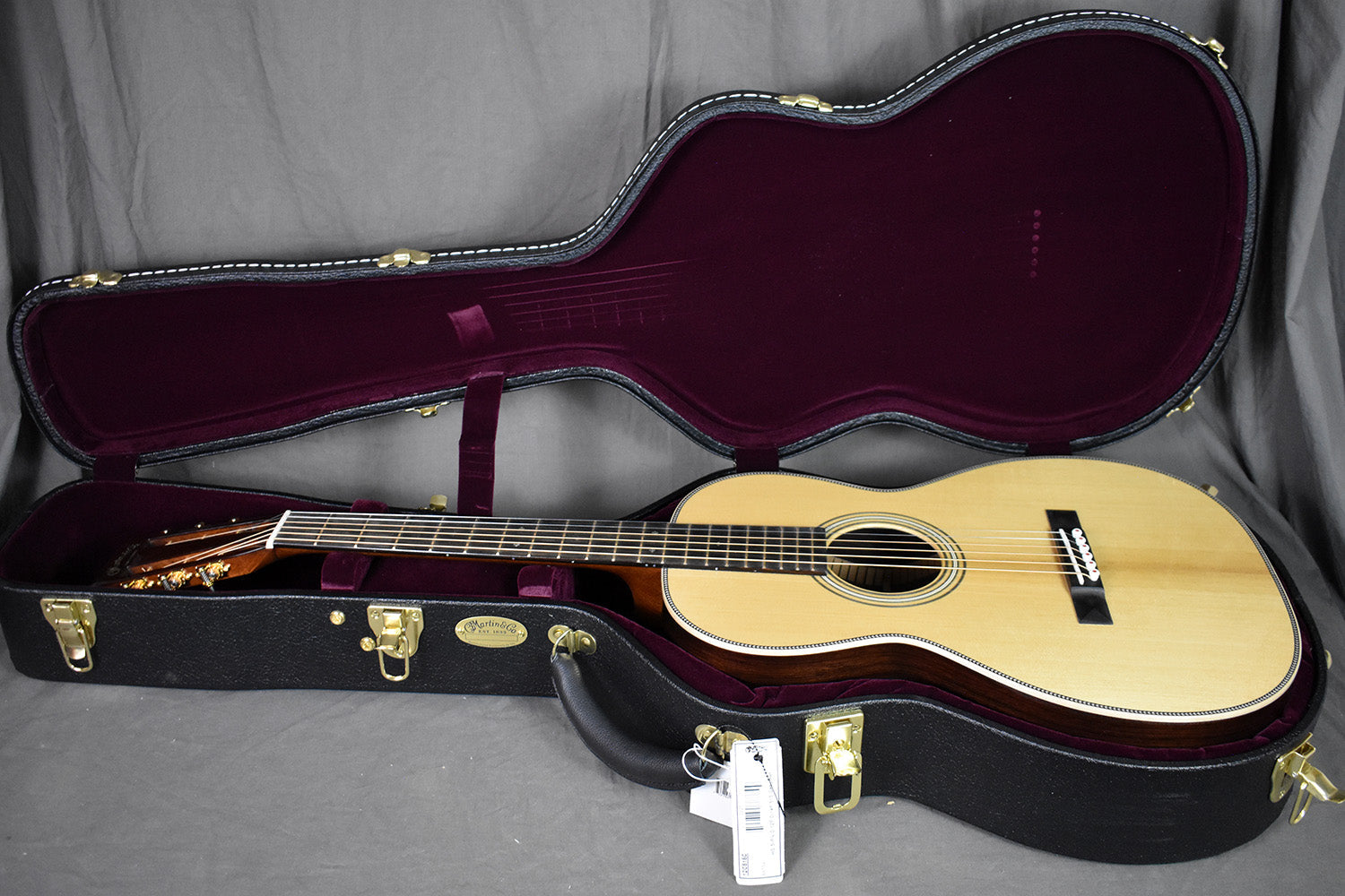 Martin 012-28 Modern Deluxe
