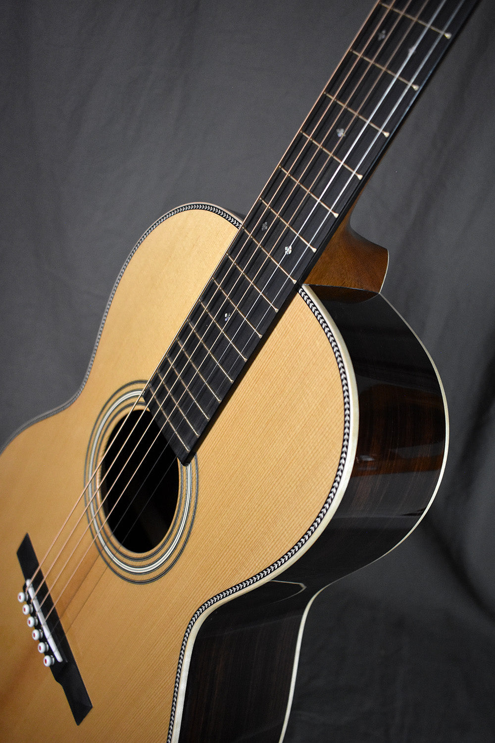 Martin 012-28 Modern Deluxe