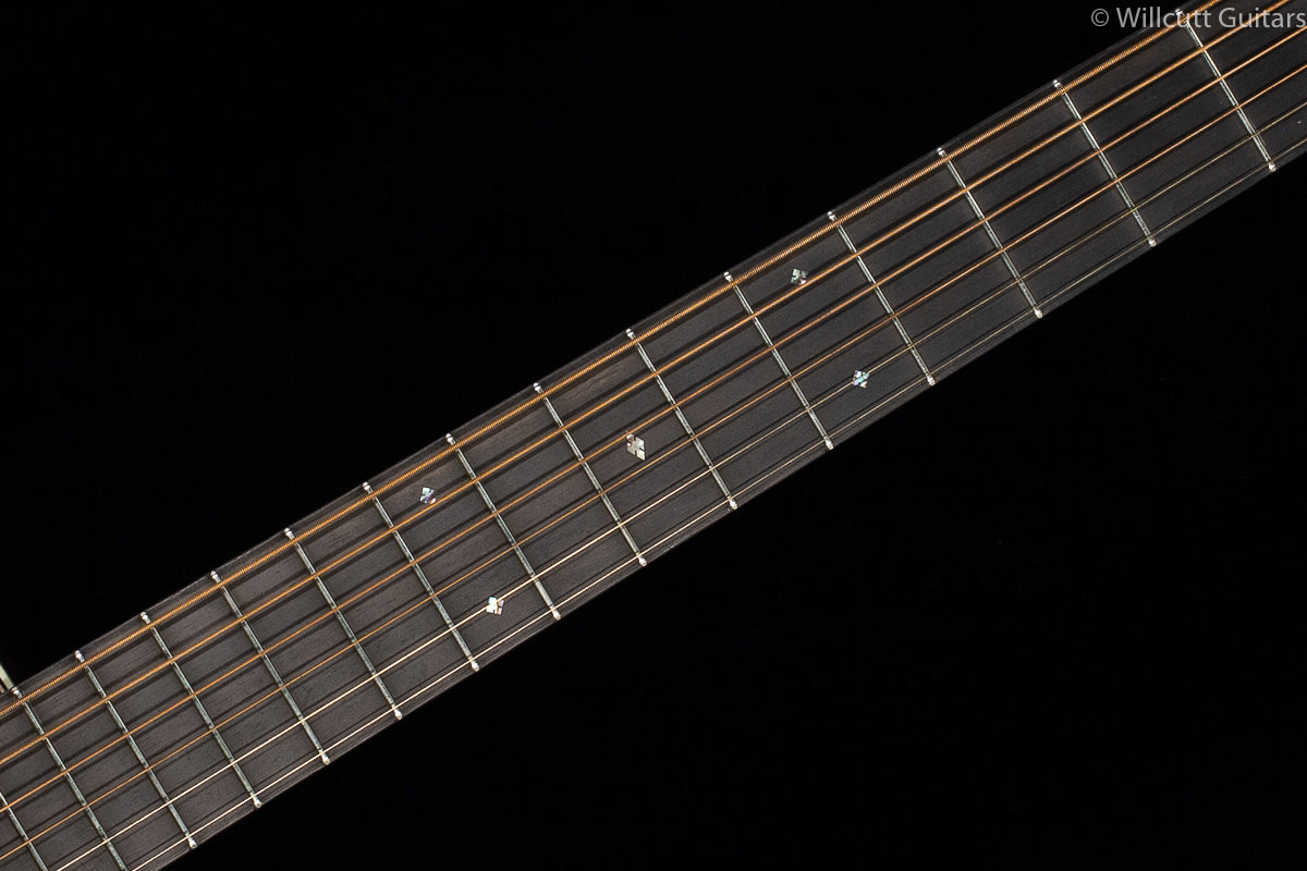 Martin Custom Shop 28 Style Dreadnought Pommele Sapele (514)