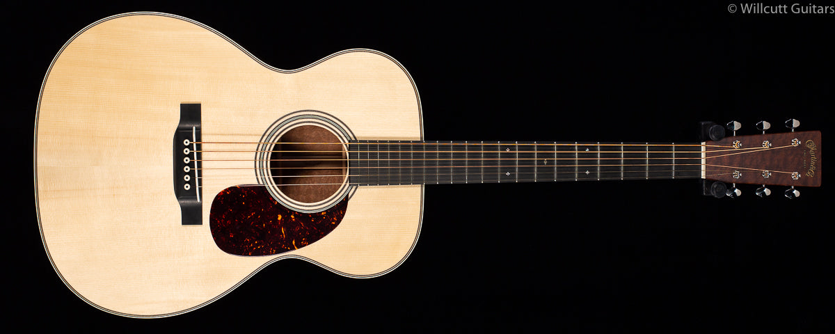 Martin Custom Shop 000-28 Adirondack/Pommele (517)