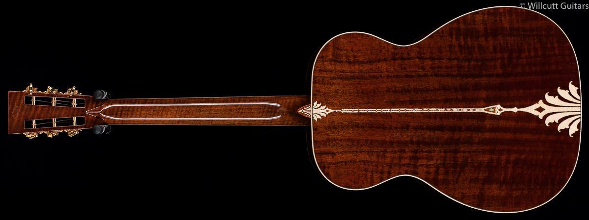 Martin Custom Shop 00 "The Ornamental" (557)