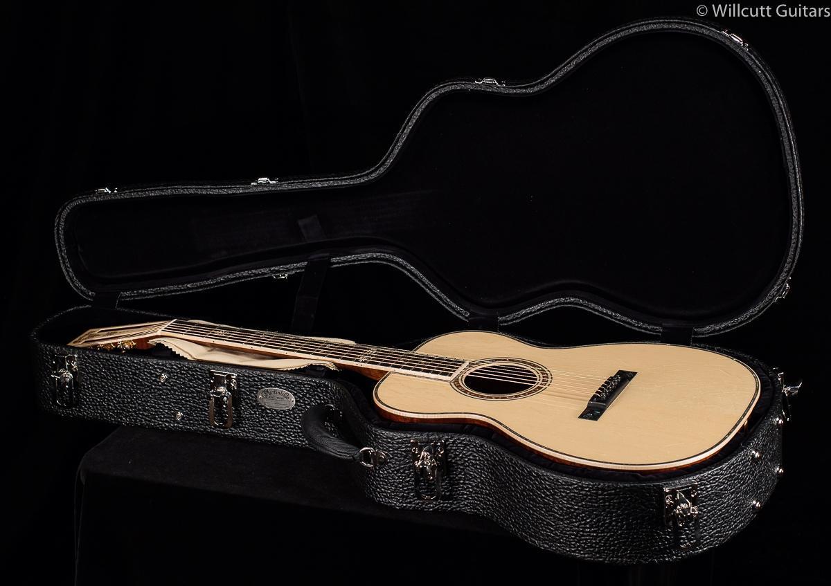 Martin Custom Shop 00 "The Ornamental" (557)