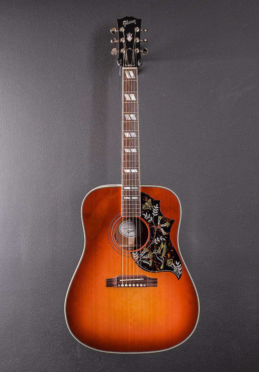 Hummingbird Standard - Vintage Cherry Sunburst