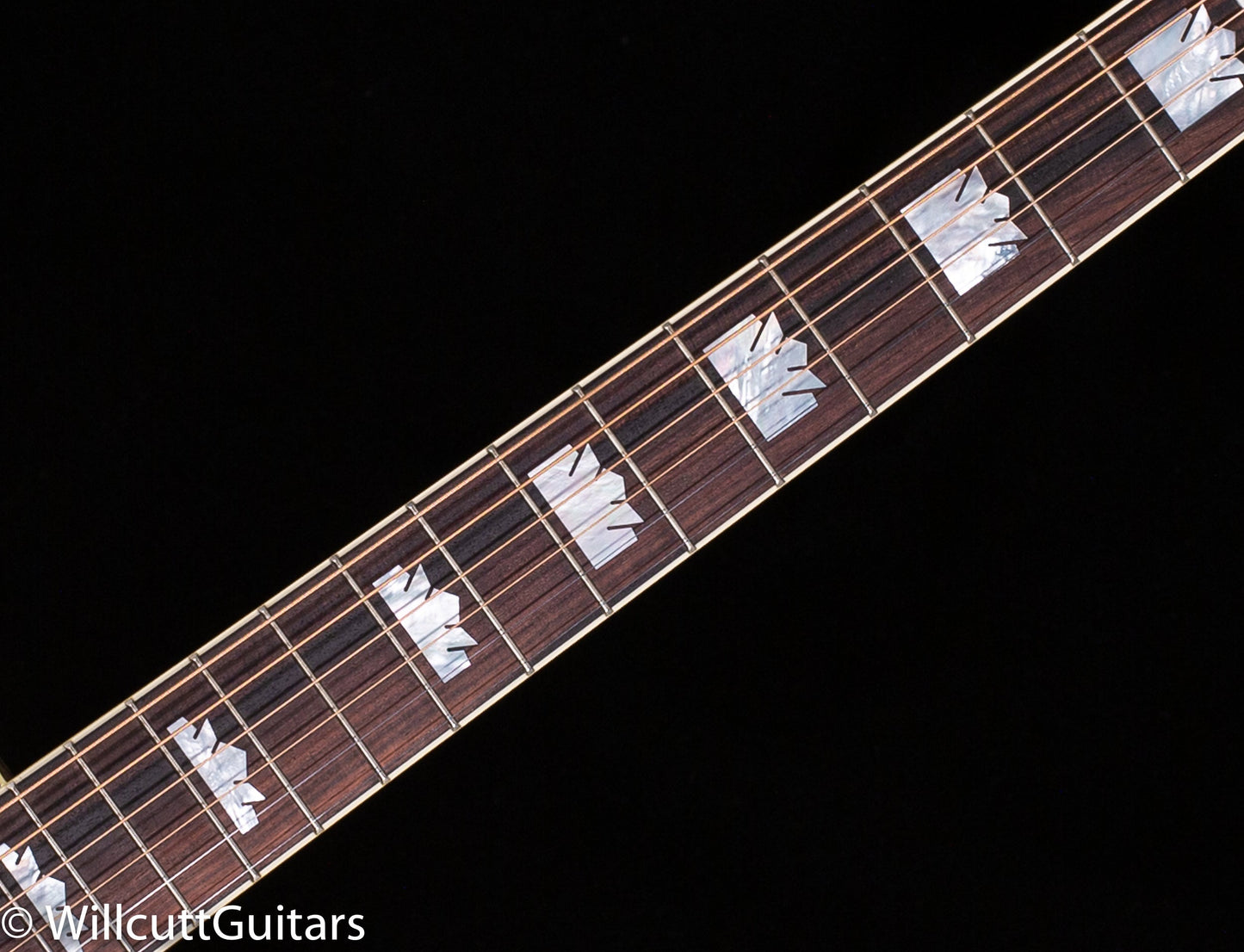 Gibson Custom Shop SJ-200 Standard Willcutt Exclusive Red Spruce Antique Natural (026)