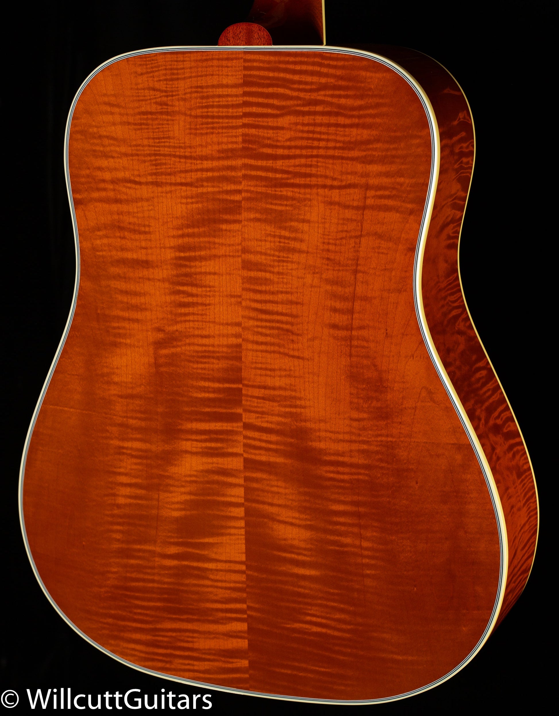 Gibson Hummingbird Maple Heritage Cherry Sunburst (370)