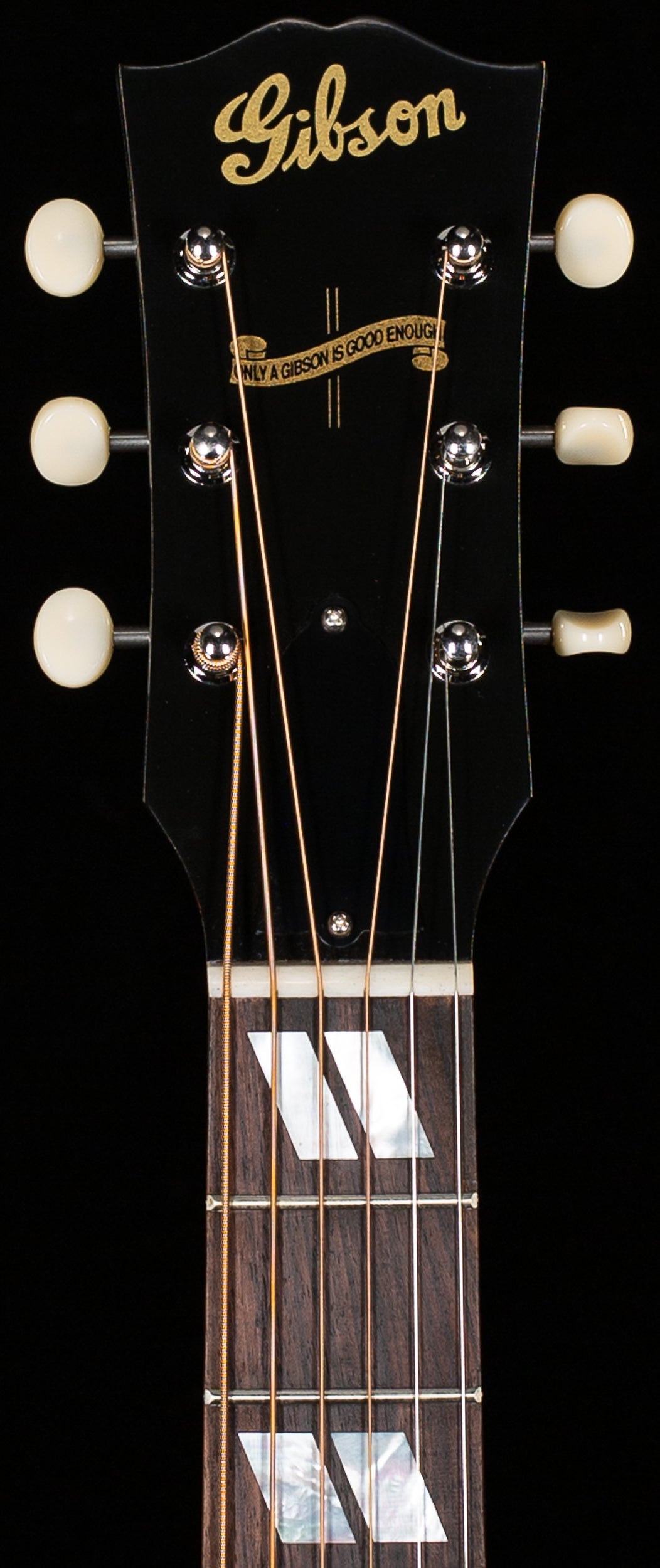 Gibson Custom Shop 1942 Banner Southern Jumbo Vintage Sunburst (009)