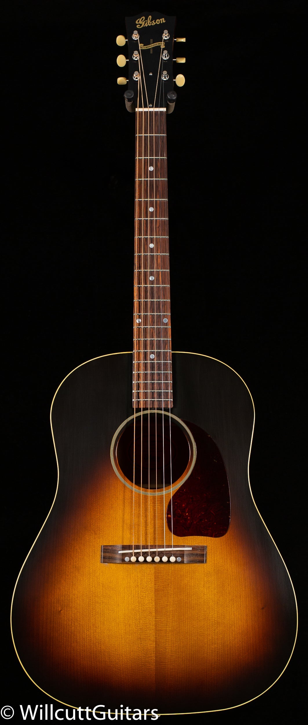 Gibson Custom Shop 1942 Banner J-45 Vintage Sunburst (046)