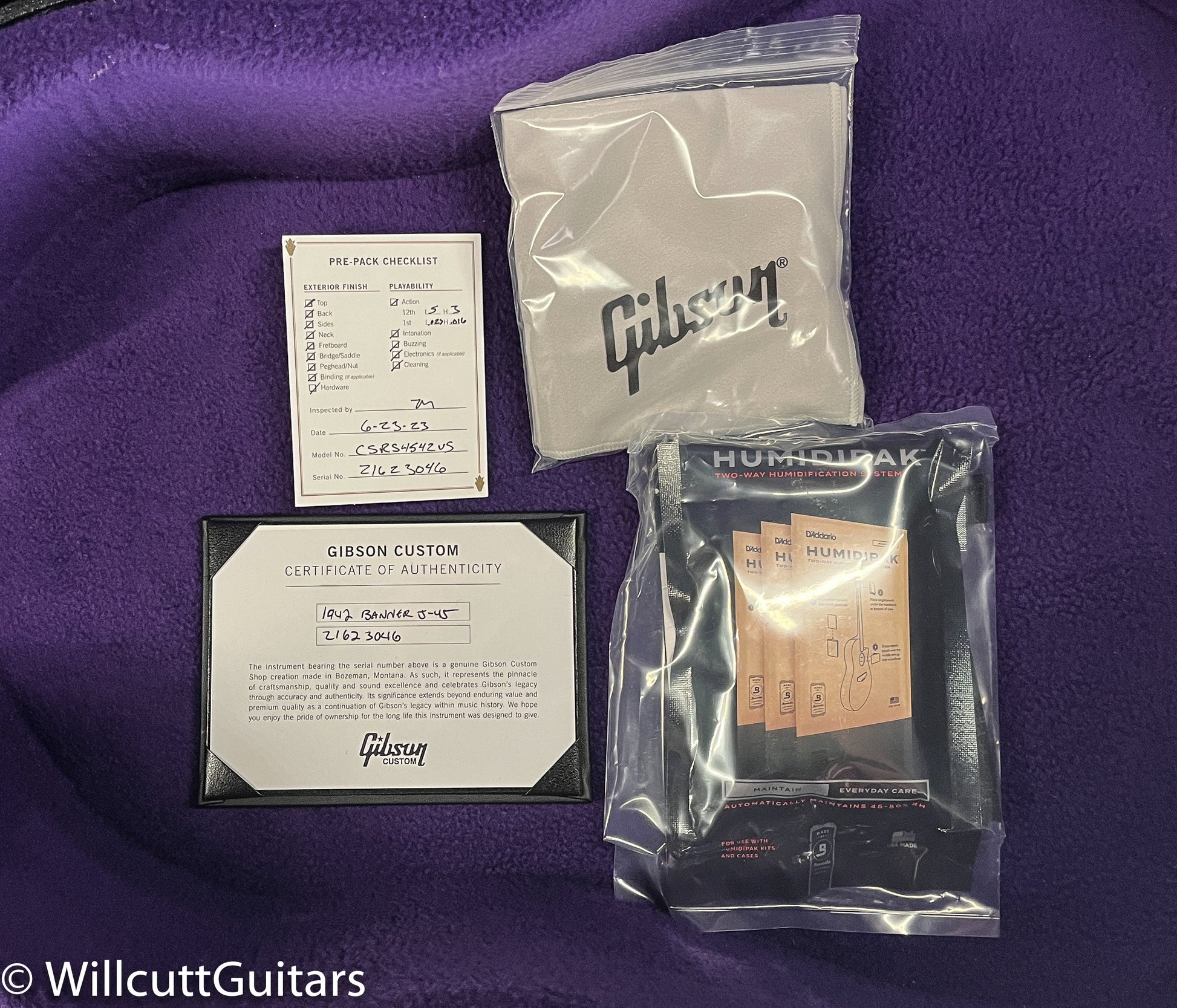 Gibson Custom Shop 1942 Banner J-45 Vintage Sunburst (046)