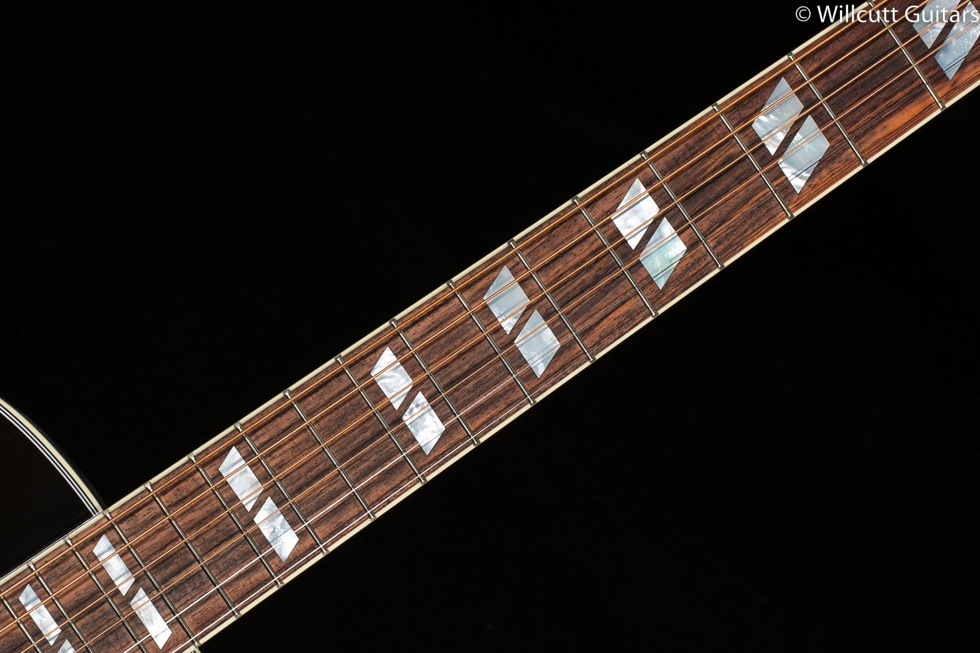 Gibson Custom Shop Willcutt Exclusive Southern Jumbo Original Vintage Sunburst Thermally Aged Red Spruce (048)
