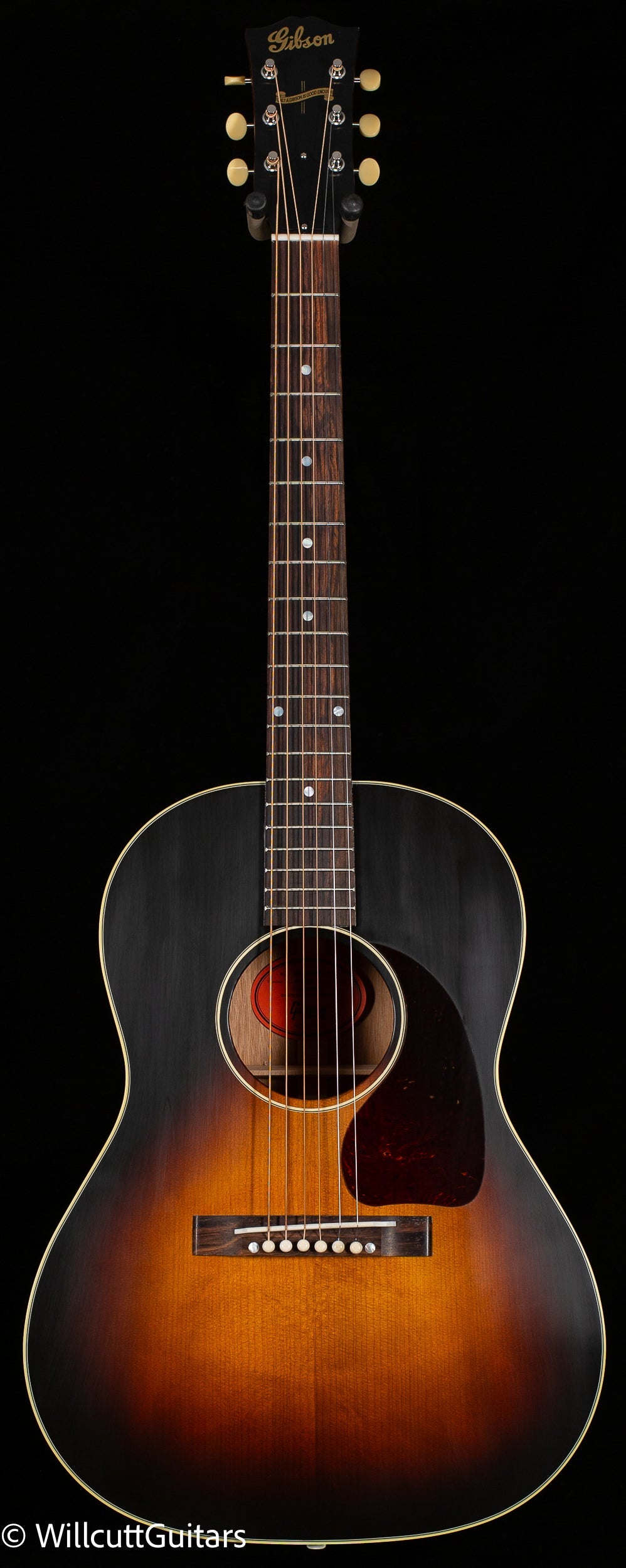 Gibson Custom Shop 1942 Banner LG-2 Vintage Sunburst (046)