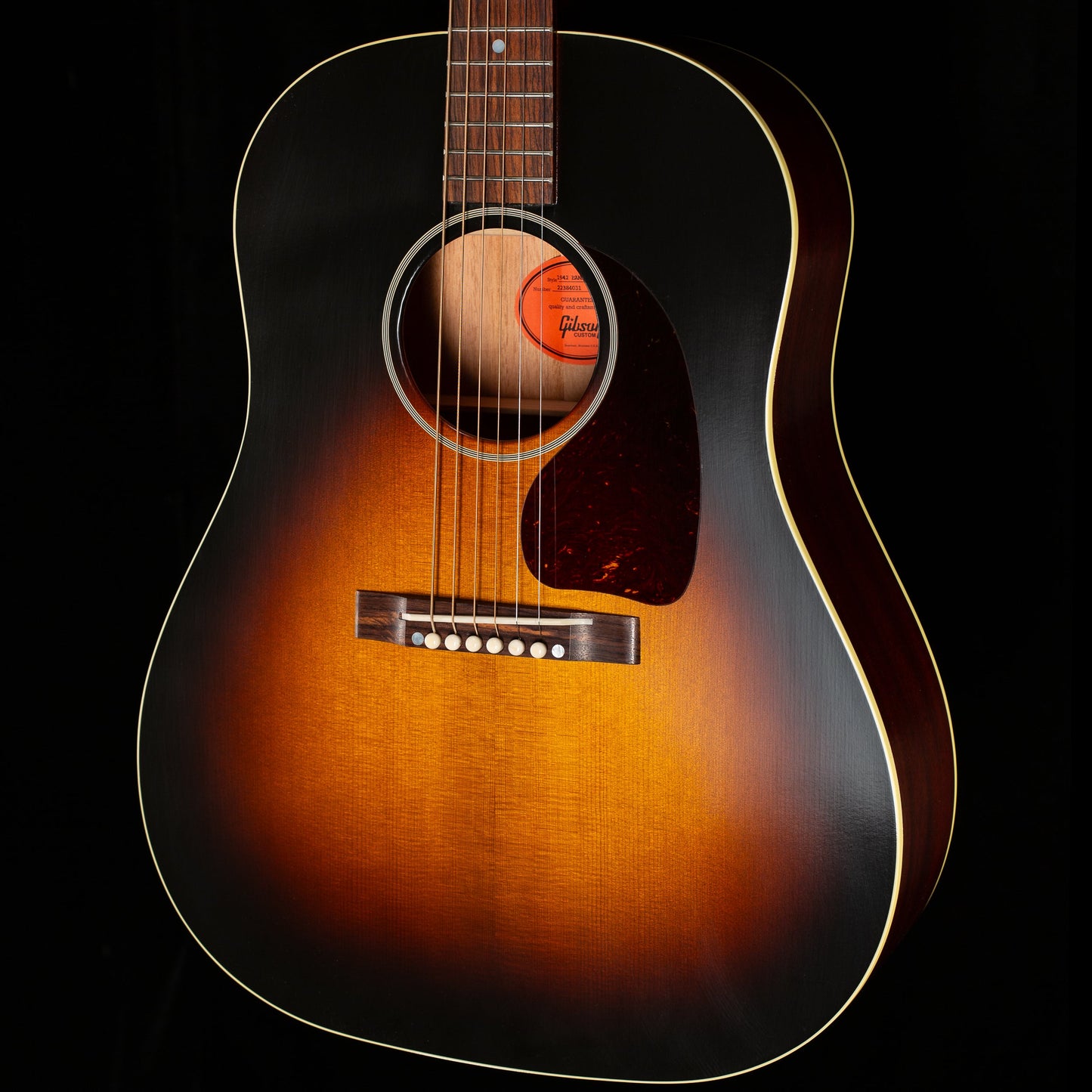 Gibson Custom Shop 1942 Banner J-45 Vintage Sunburst (031)