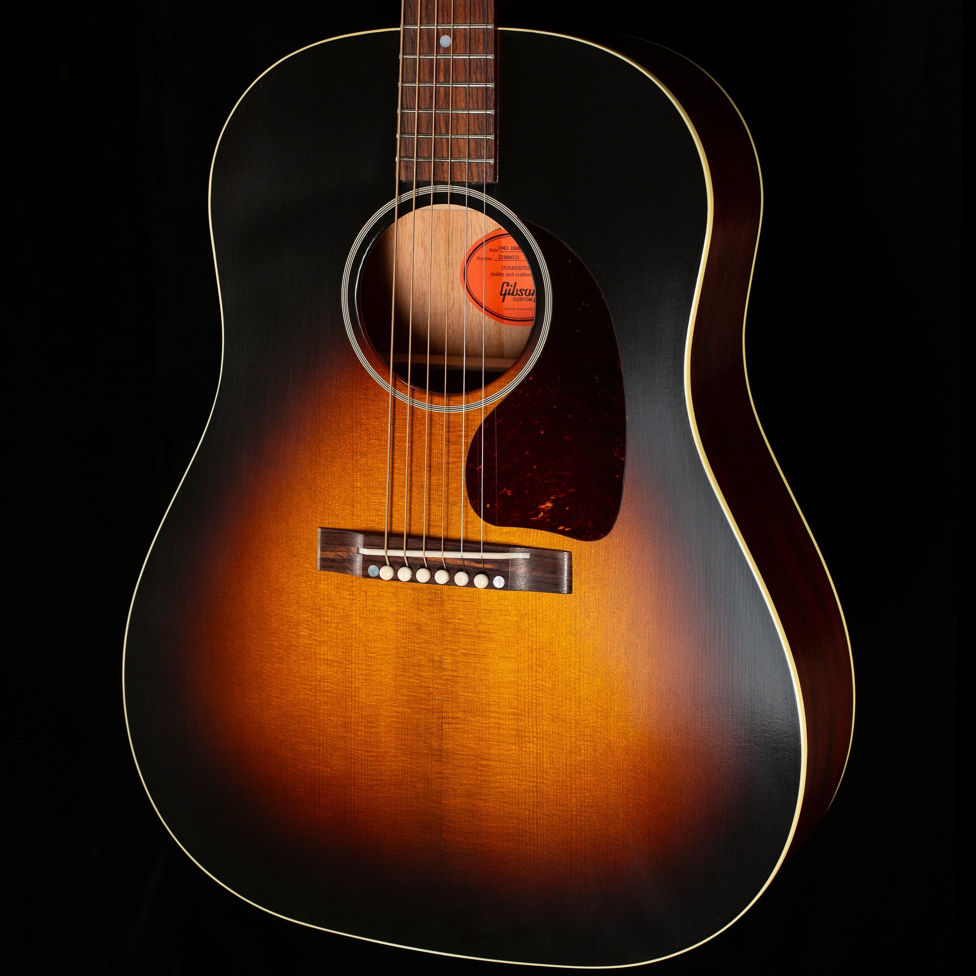 Gibson Custom Shop 1942 Banner J-45 Vintage Sunburst (031)