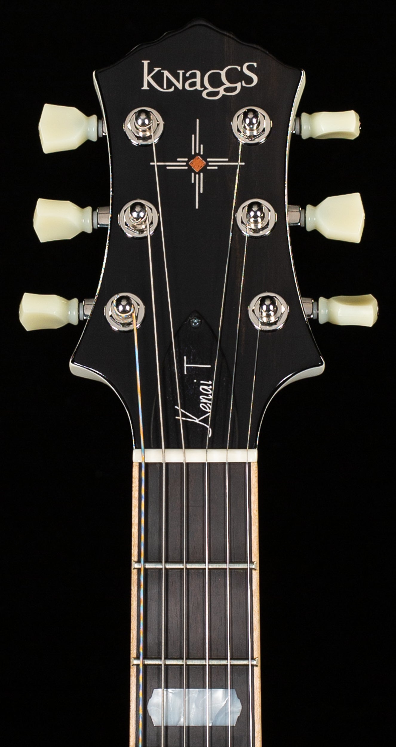 Knaggs Influence Kenai T Crème (253)