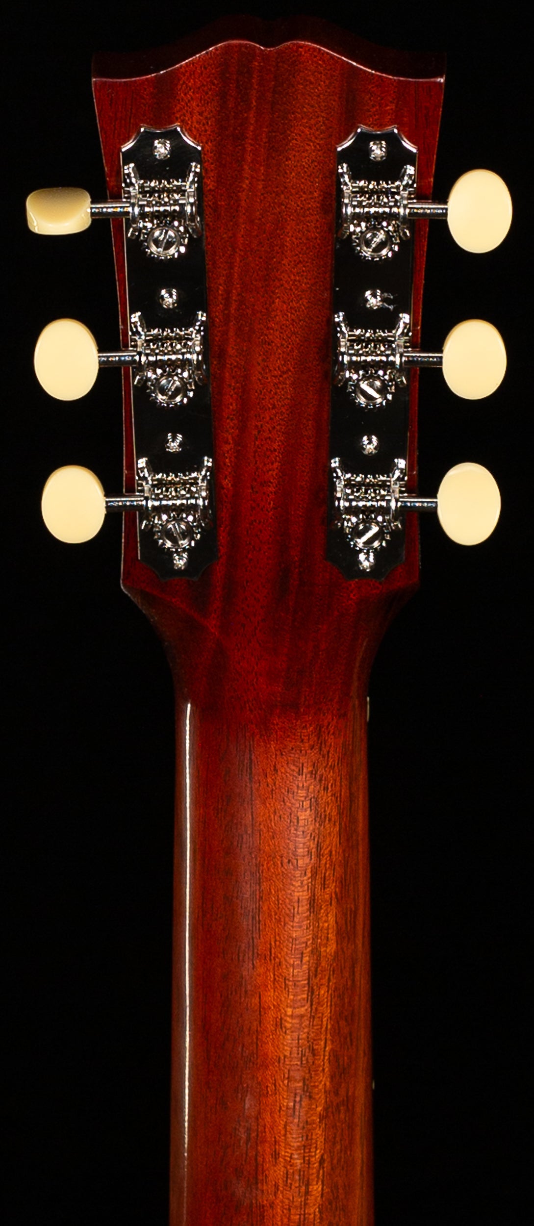 Gibson Custom Shop 1942 Banner LG-2 Vintage Sunburst (004)