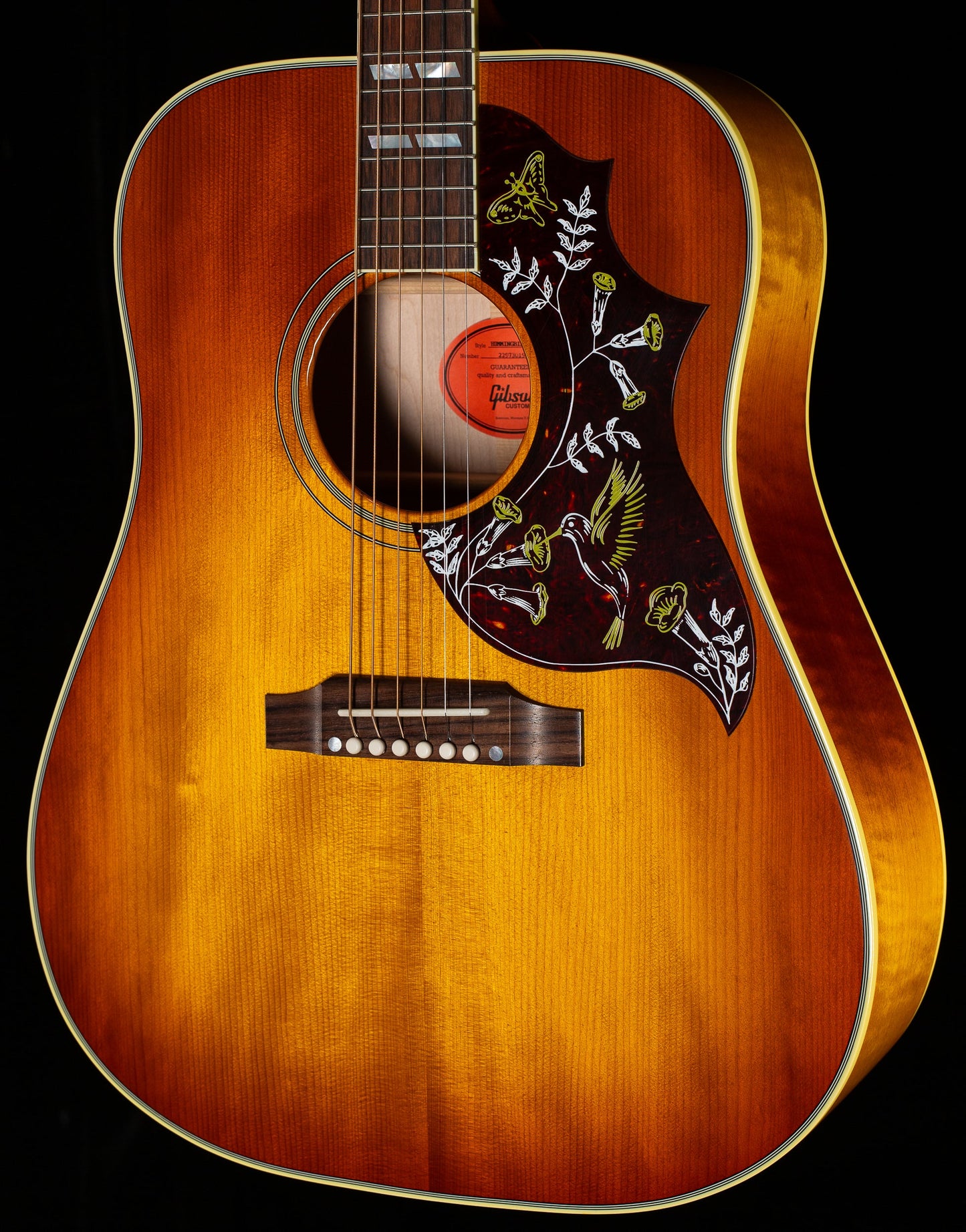 Gibson Hummingbird Maple Heritage Cherry Sunburst (019)