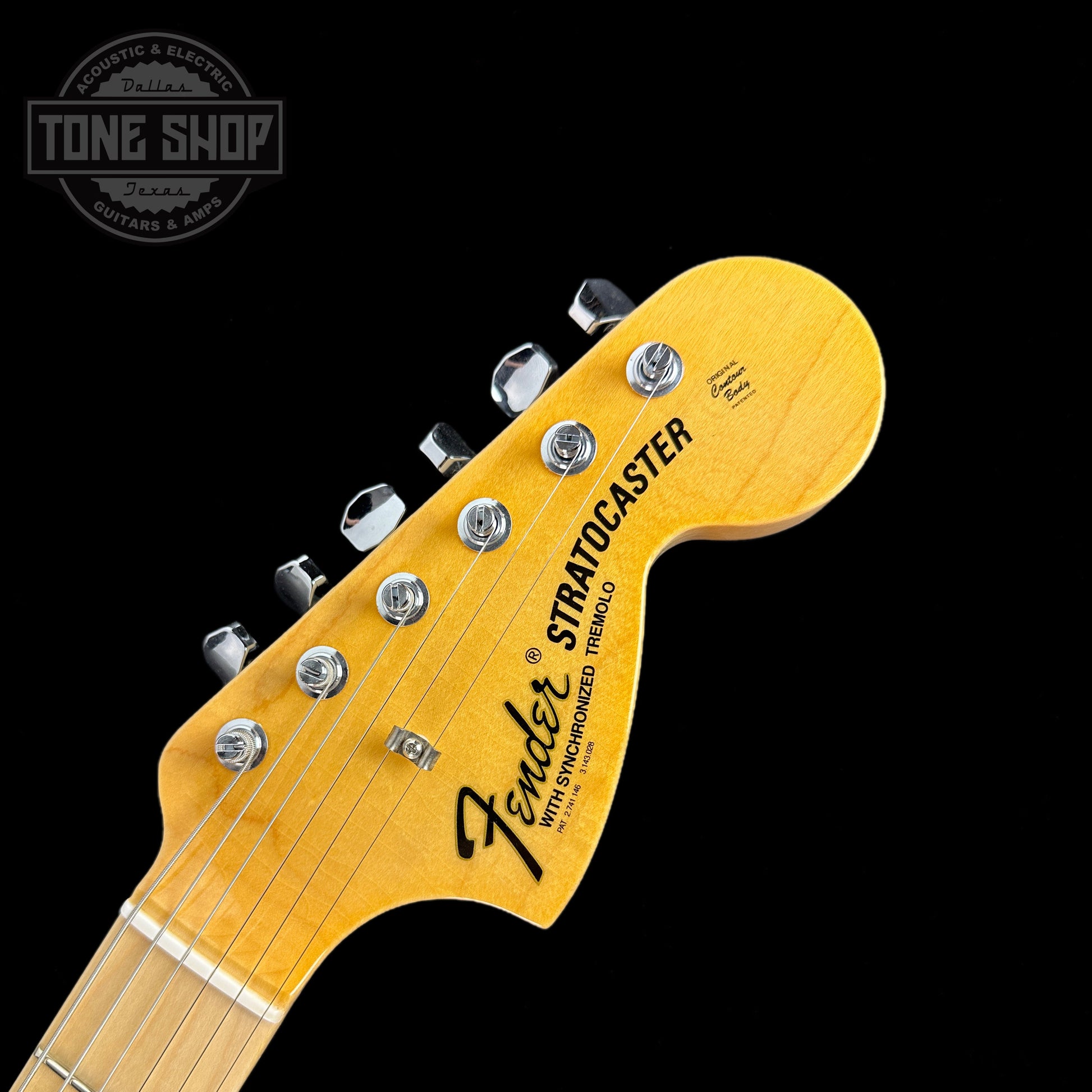 Fender Custom Shop 1968 Stratocaster DLX Closet Classic Maple Neck Aged Vintage White w/case CZ578539