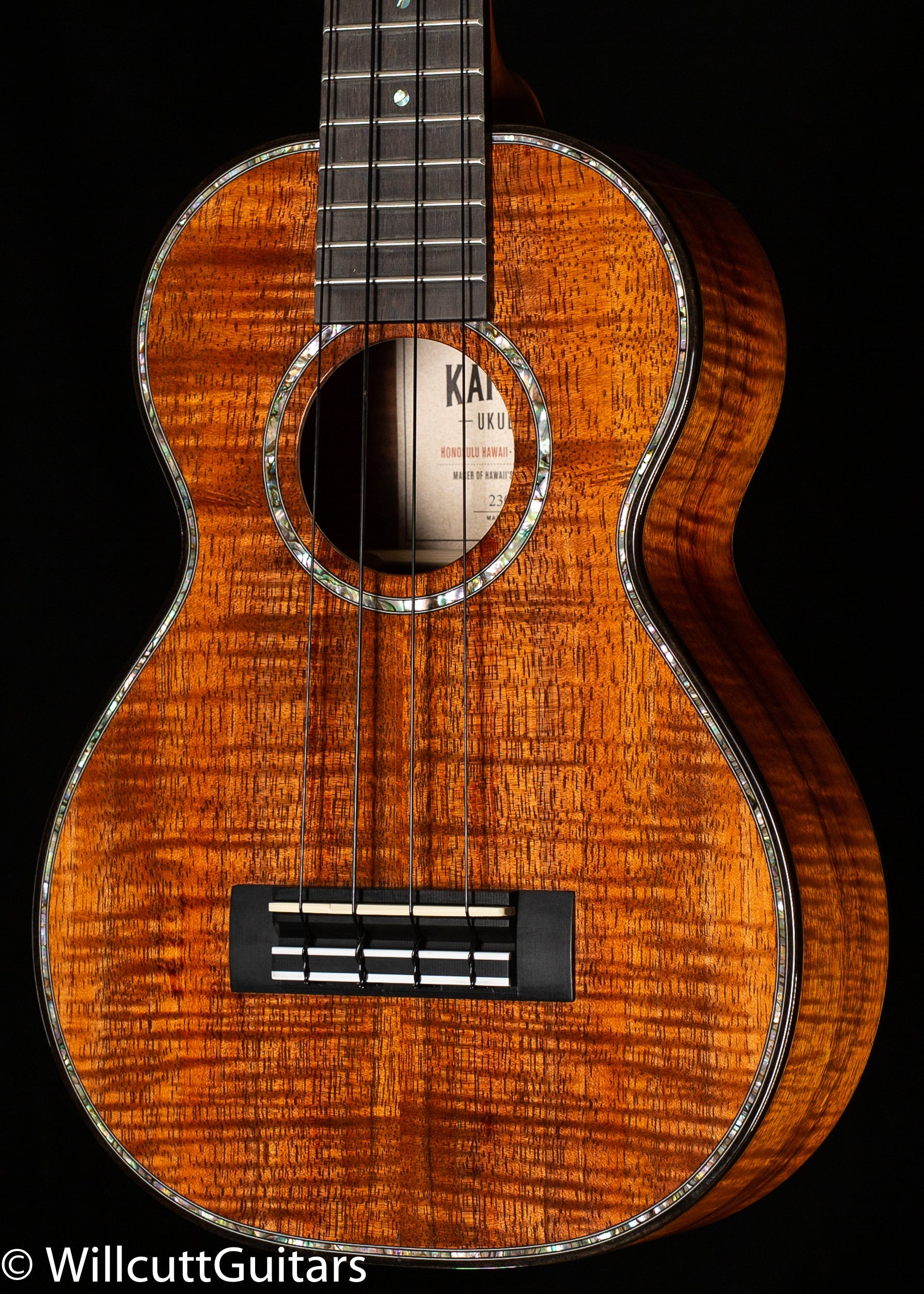 Kamaka Ukulele Concert Deluxe Slotted Headstock (103)