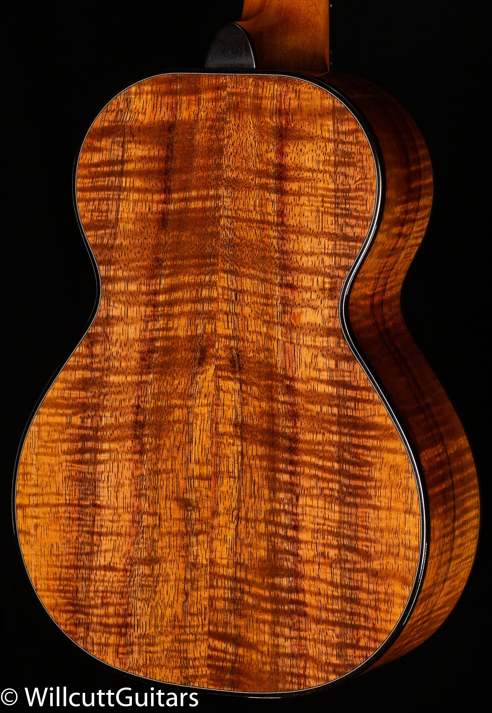 Kamaka Ukulele Concert Deluxe Slotted Headstock (103)
