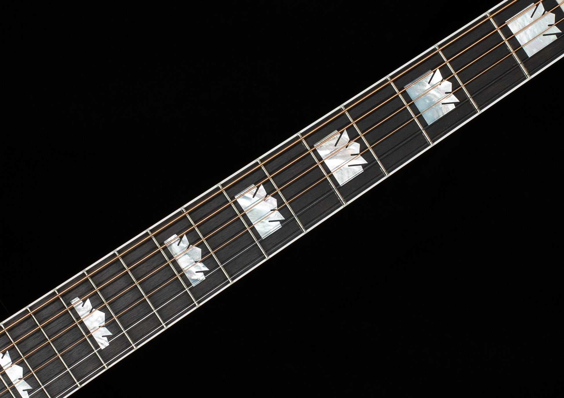 Gibson Custom Shop Pre-War SJ-200 Rosewood Vintage Sunburst (024)
