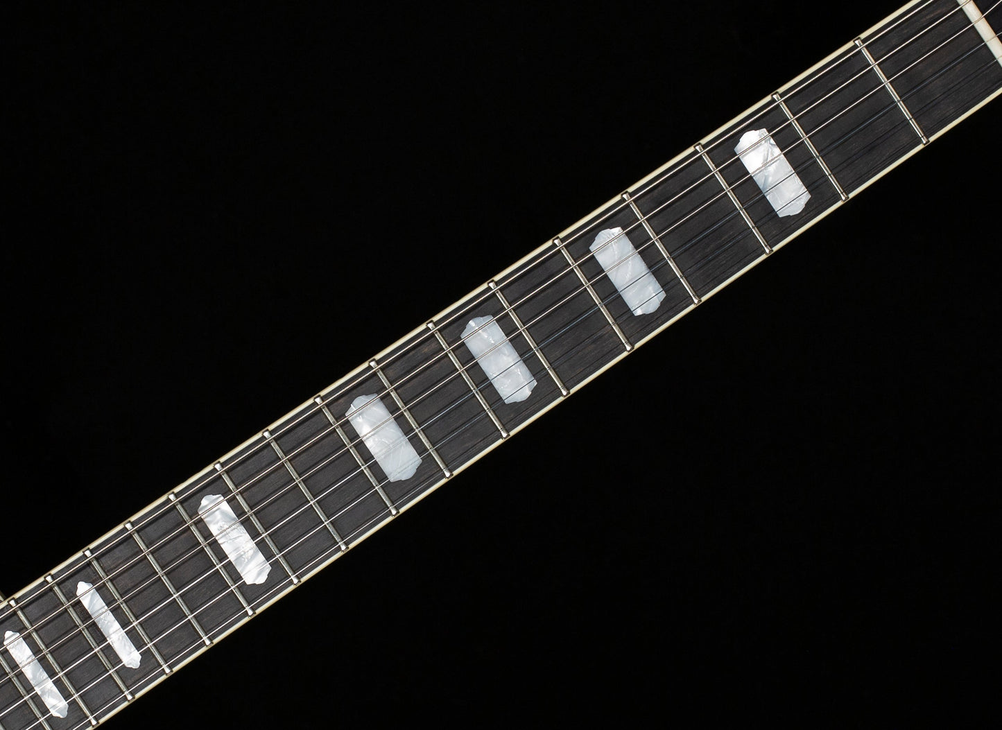 Knaggs Eric Steckel Kenai T/S Black Creme binding (324)