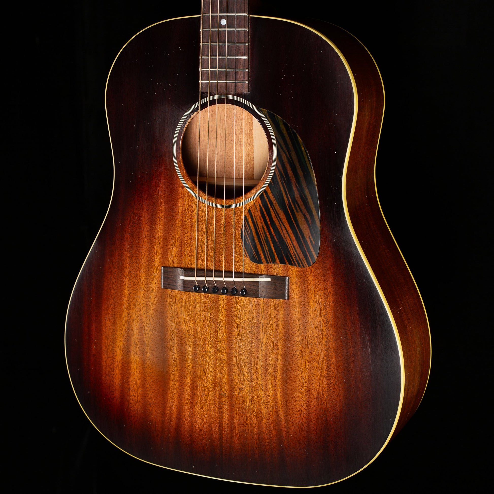 Gibson 1942 J-45 All Mahogany Murphy Lab Light Aged Vintage Sunburst (017)
