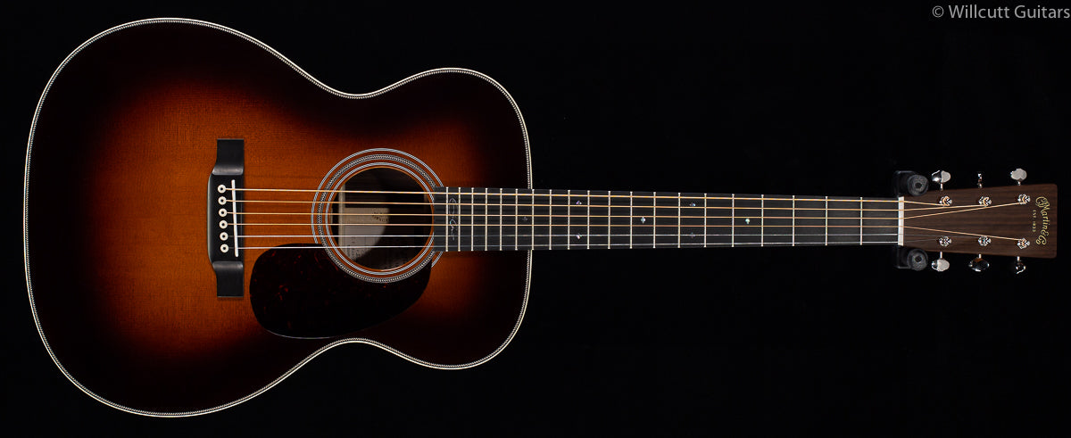 Martin 000-28EC Sunburst (543)