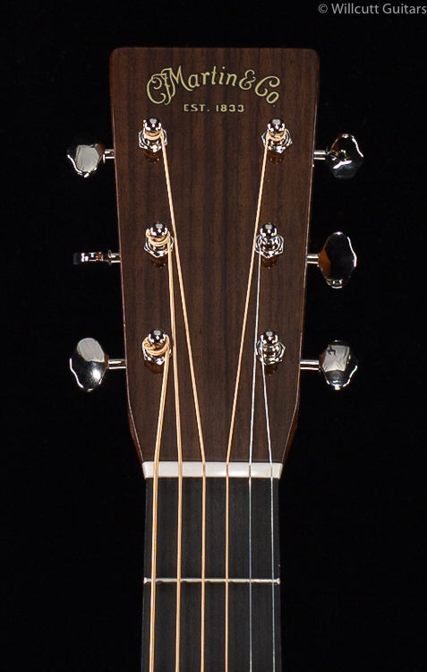 Martin 000-28EC Sunburst (543)