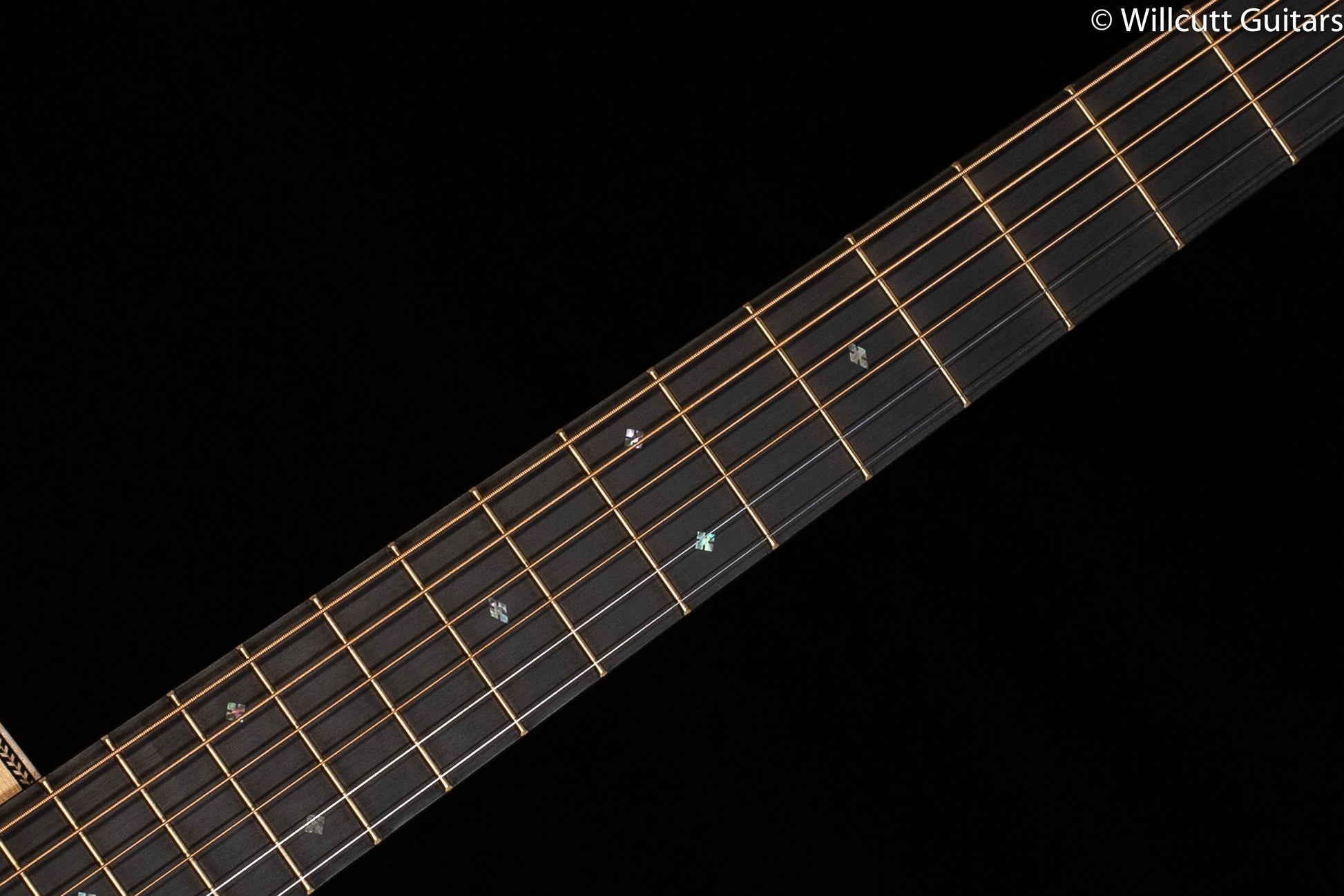 Martin OM-28E Modern Deluxe