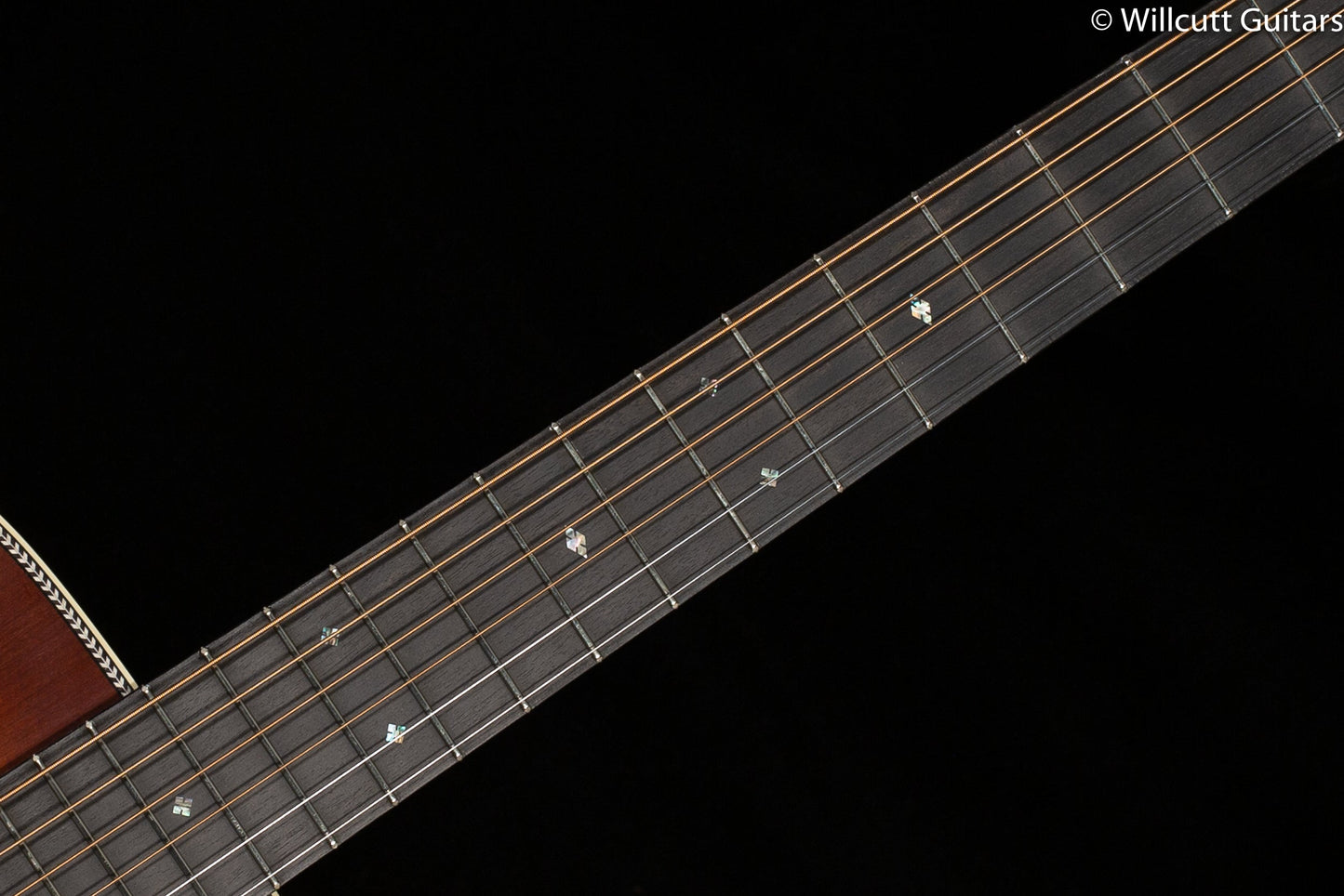 Martin Custom Shop 000-28 Authentic 1937 Ambertone