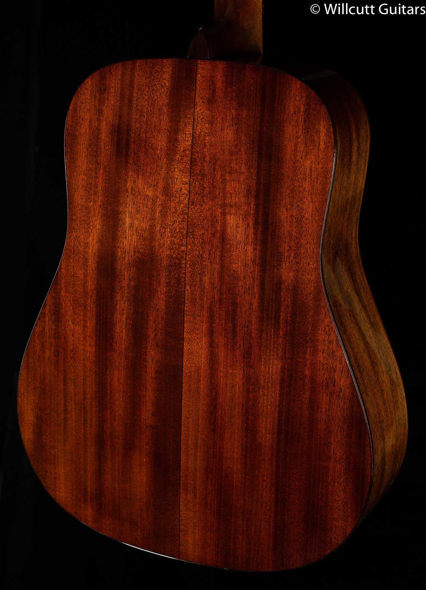 Martin D-18E Modern Deluxe
