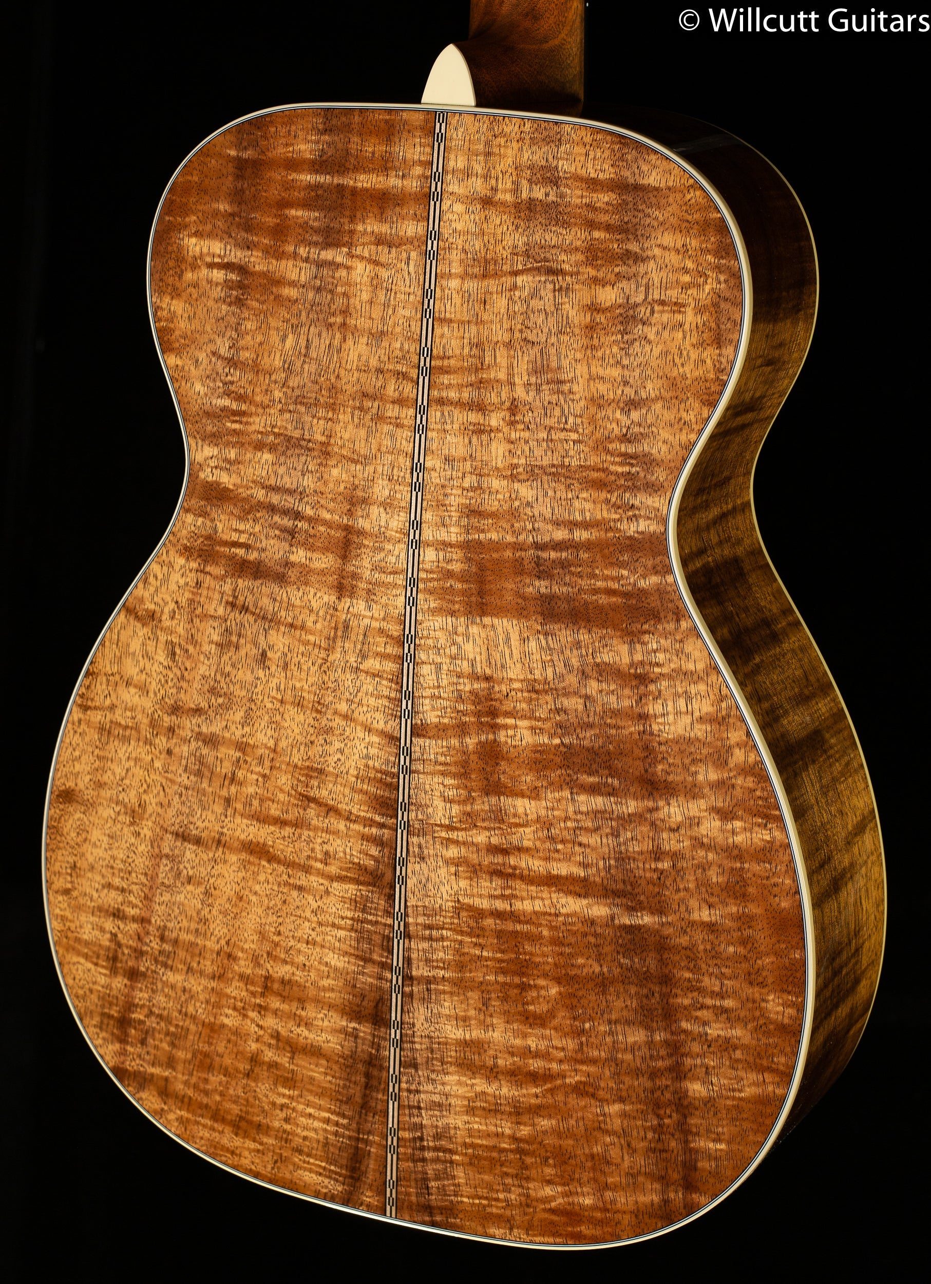 Martin Custom Shop 00 28 Style Highly Figured Koa