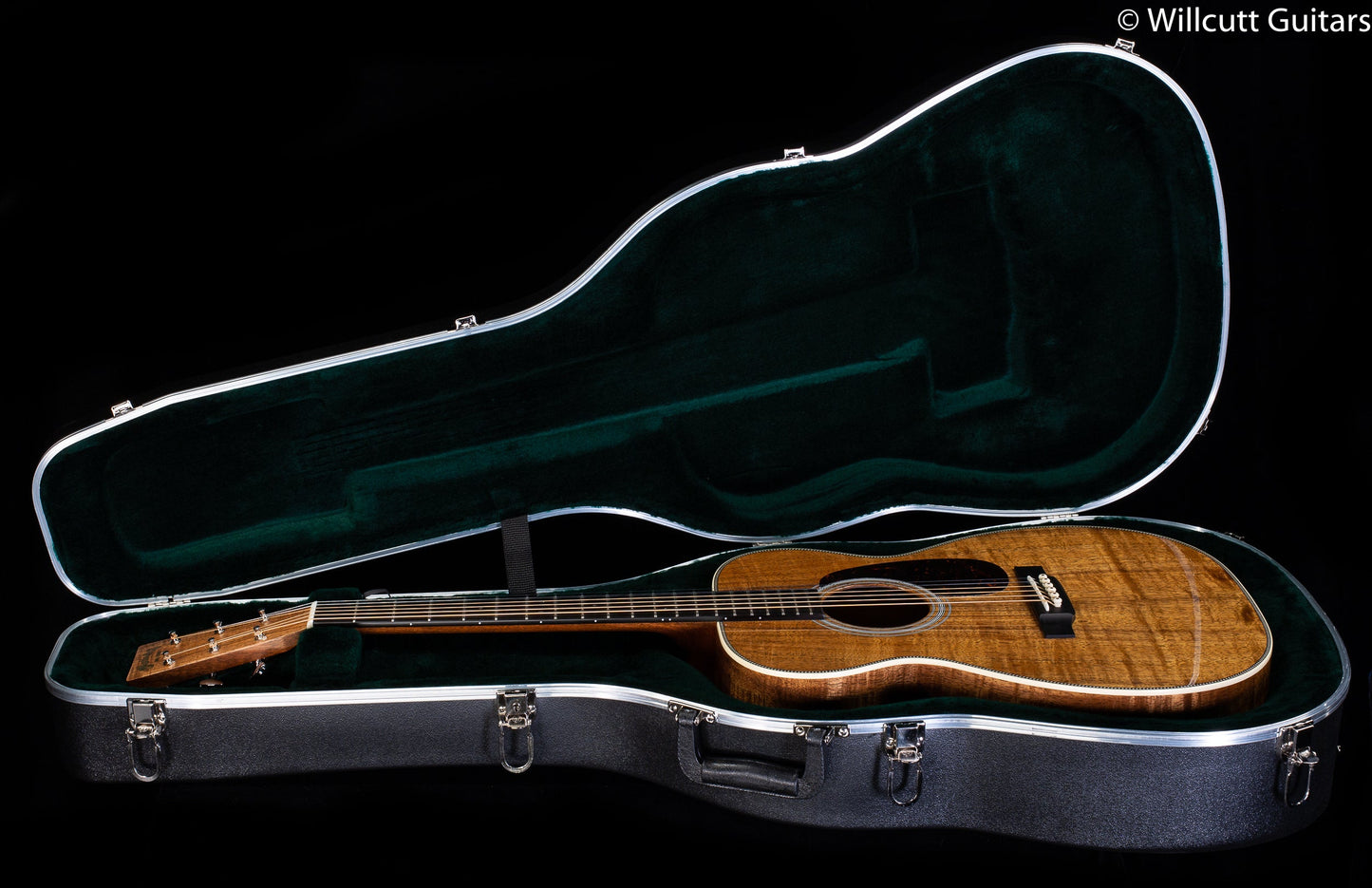 Martin Custom Shop 00 28 Style Highly Figured Koa