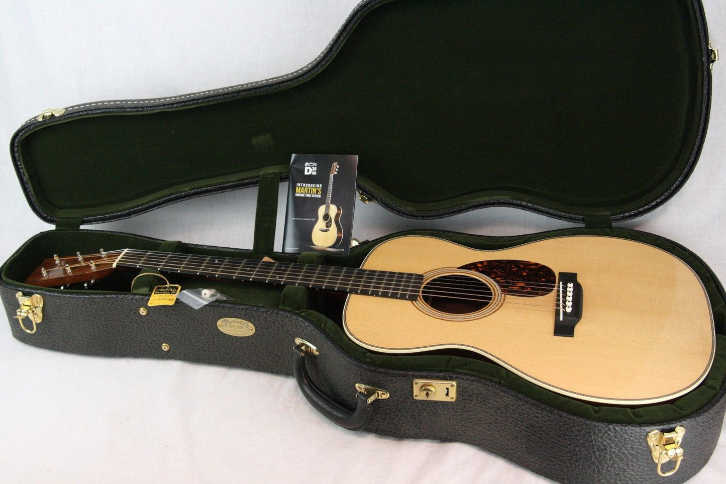 Martin OM-28 Authentic 1931 VTS Adirondack Spruce Madagascar Rosewood! 000 00 D