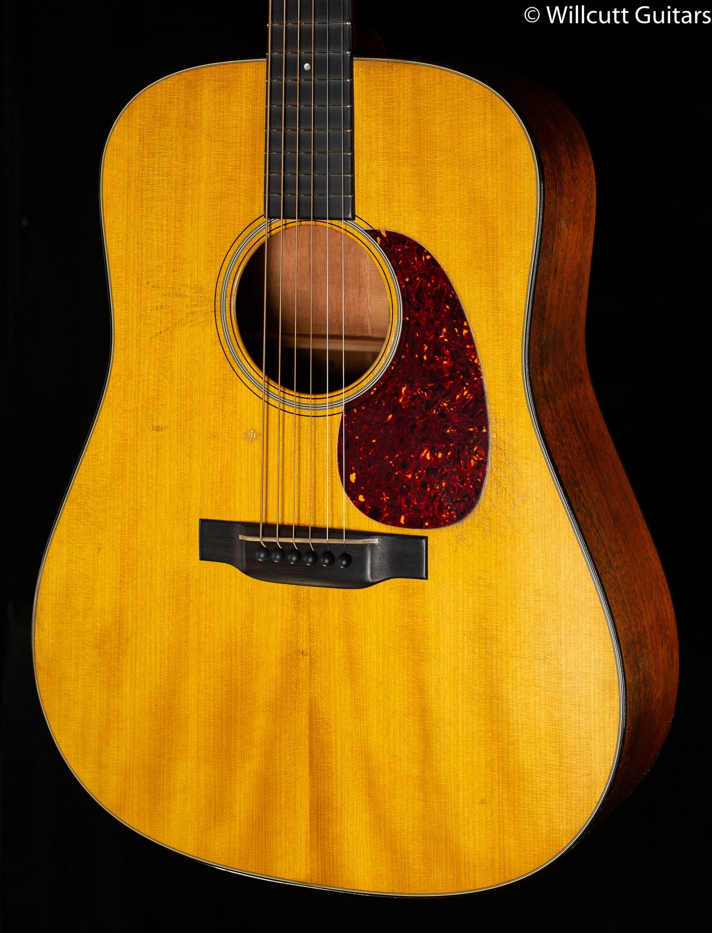 Martin D-18 Authentic 1939 VTS Aged (564)