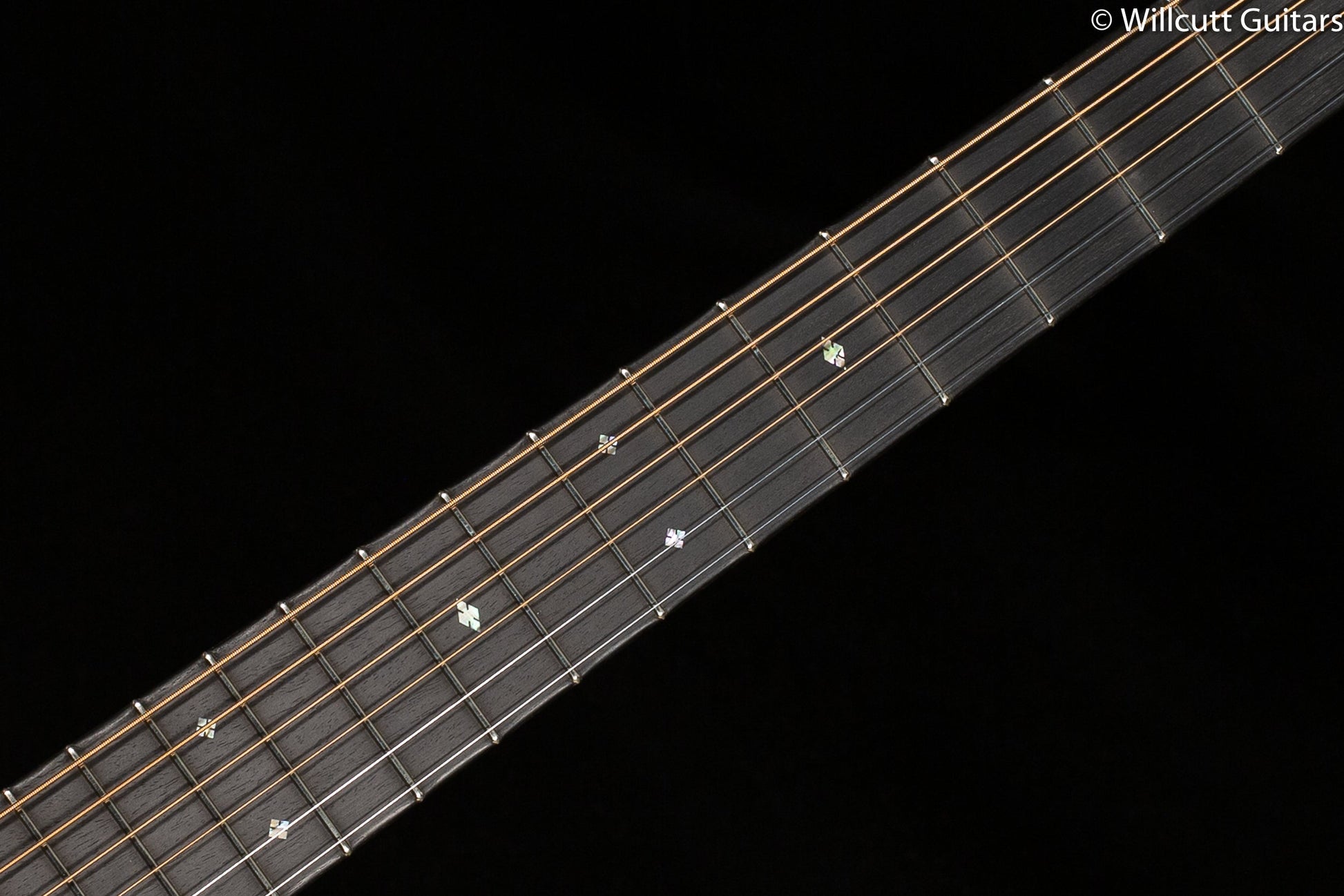 Martin D-28 Authentic 1937 Aged (026)