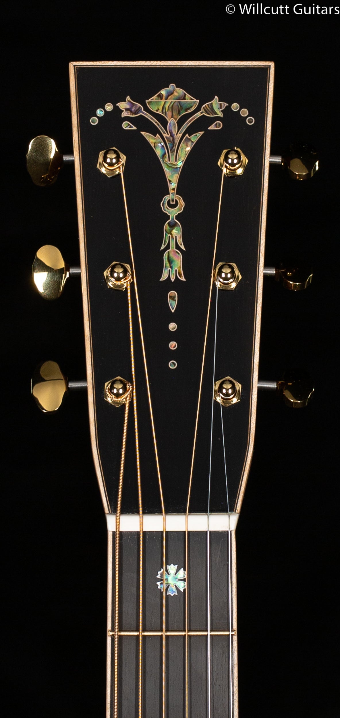 Martin D-45 Modern Deluxe (715)